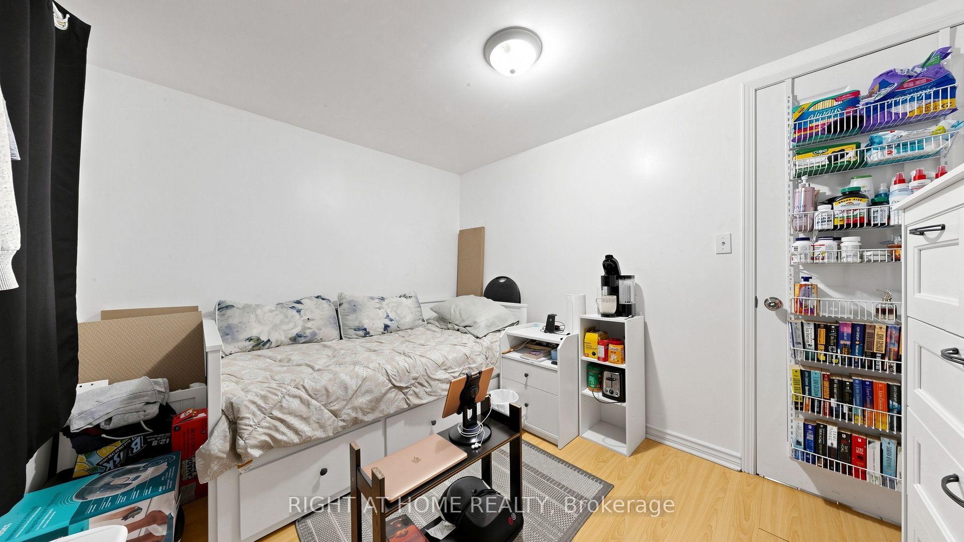 76 Fenside Drive Property Photo 28