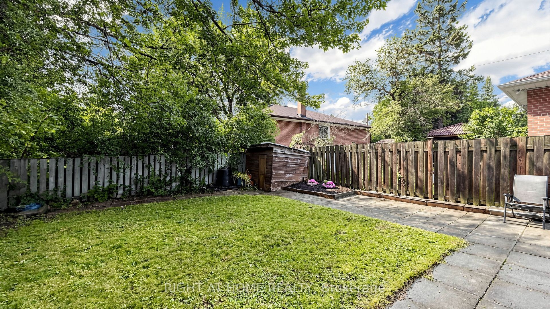 76 Fenside Drive Property Photo 42