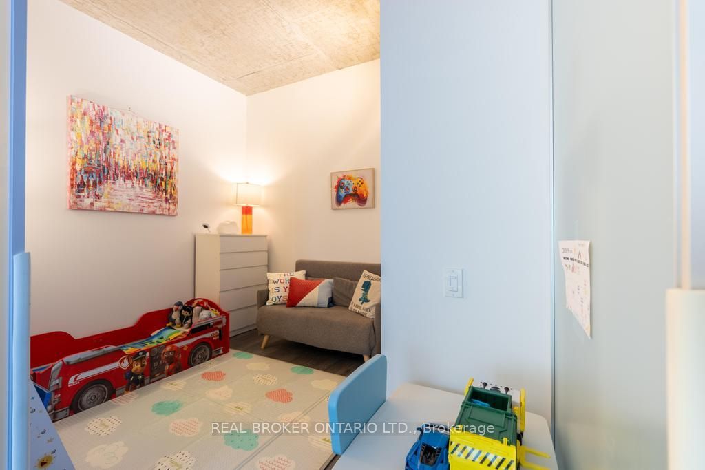 185 Roehampton Avenue S 1601 Property Photo 17