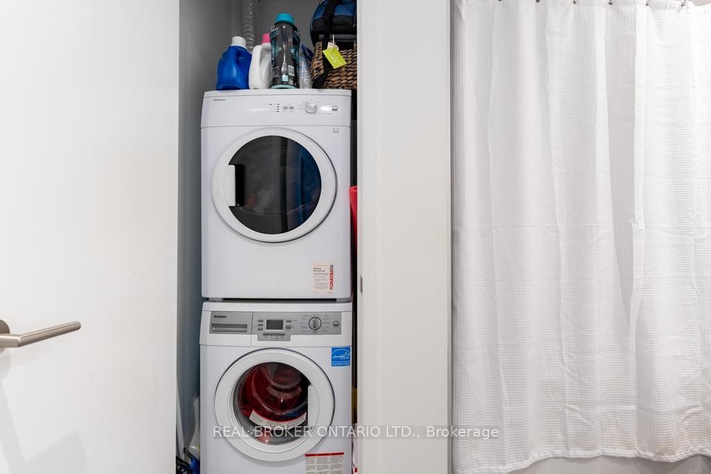 185 Roehampton Avenue S 1601 Property Photo 21