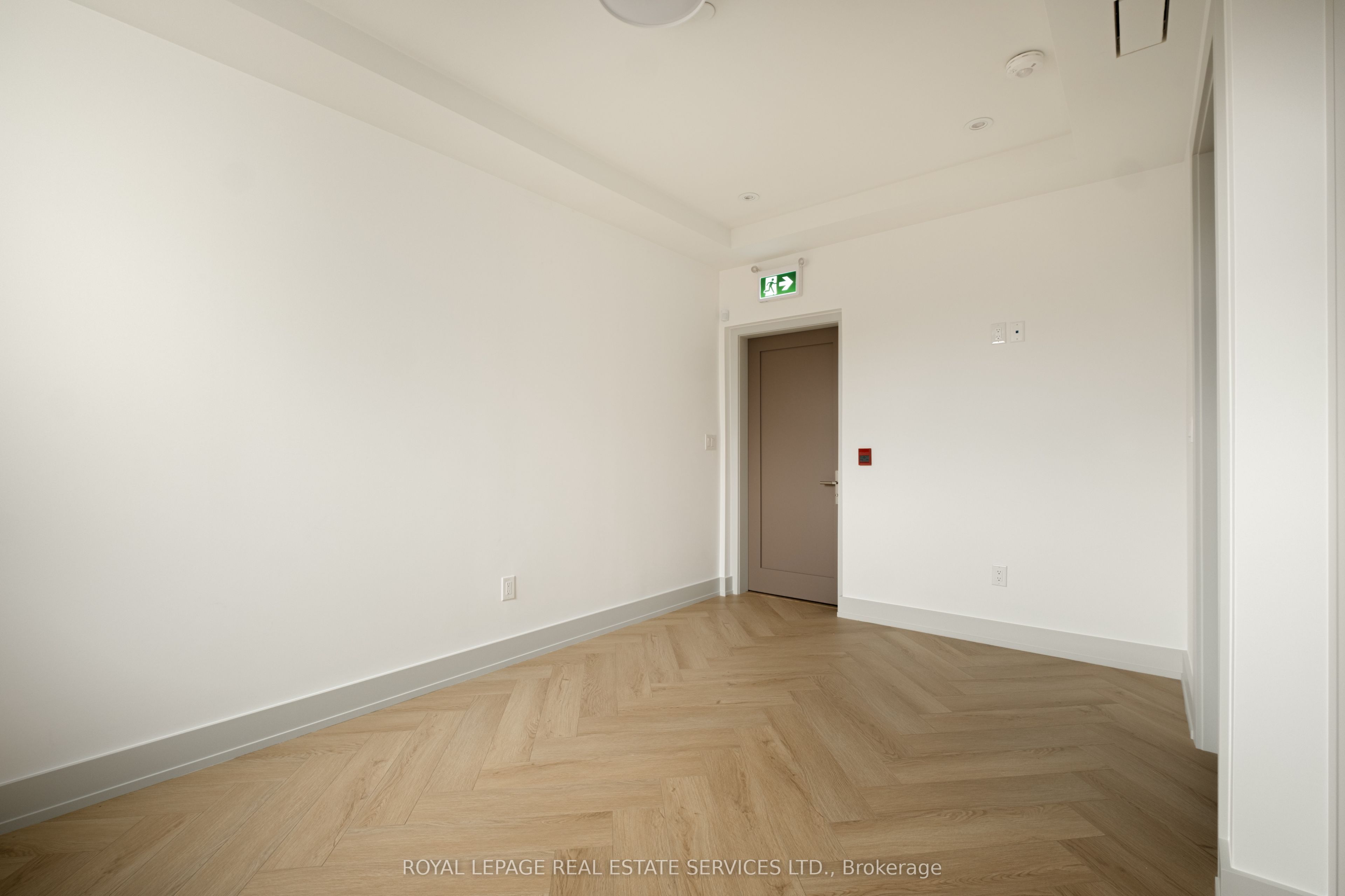 32 Rowanwood Avenue Fourth Level Property Photo 29