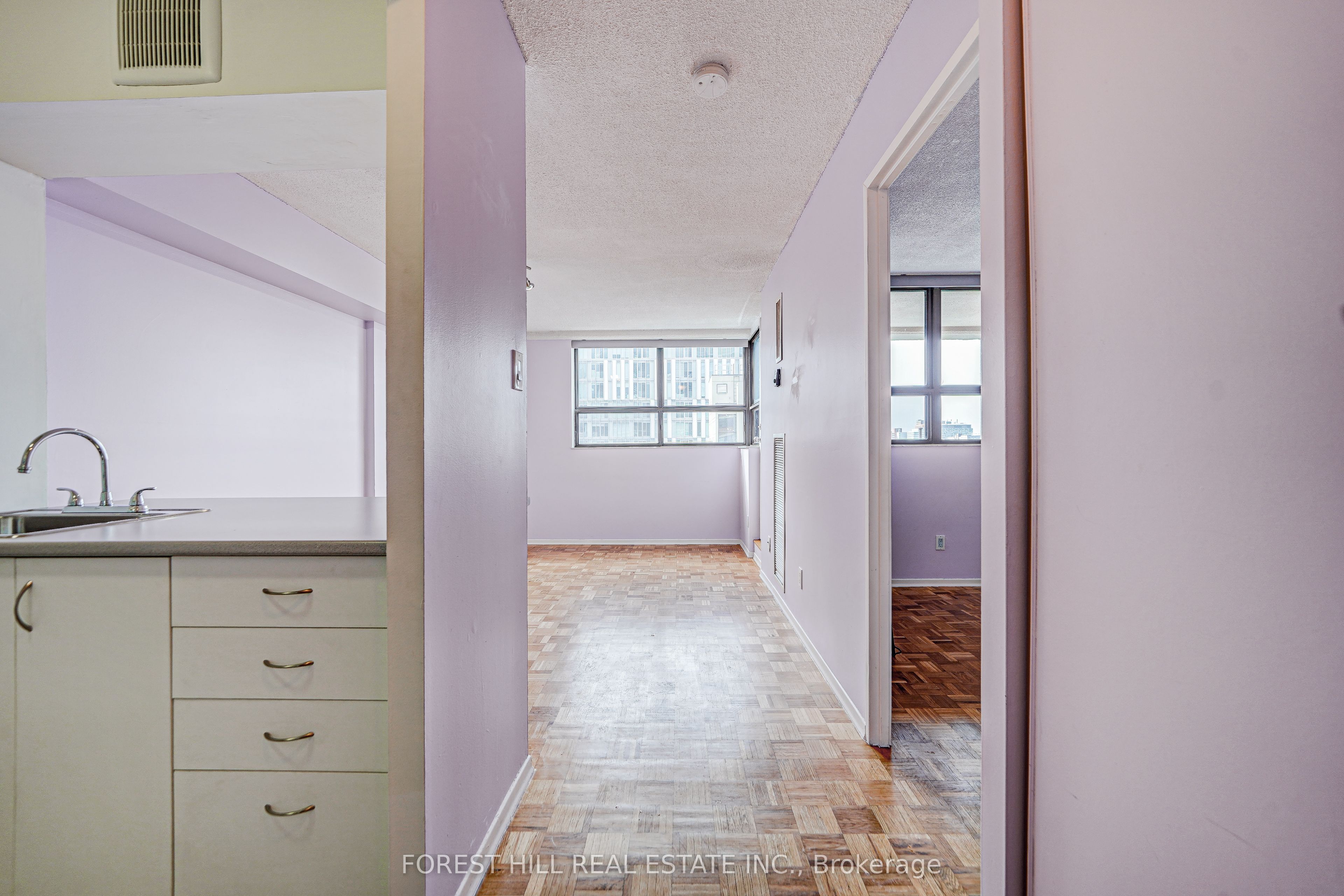 60 St. Patrick Street 728 Property Photo 6