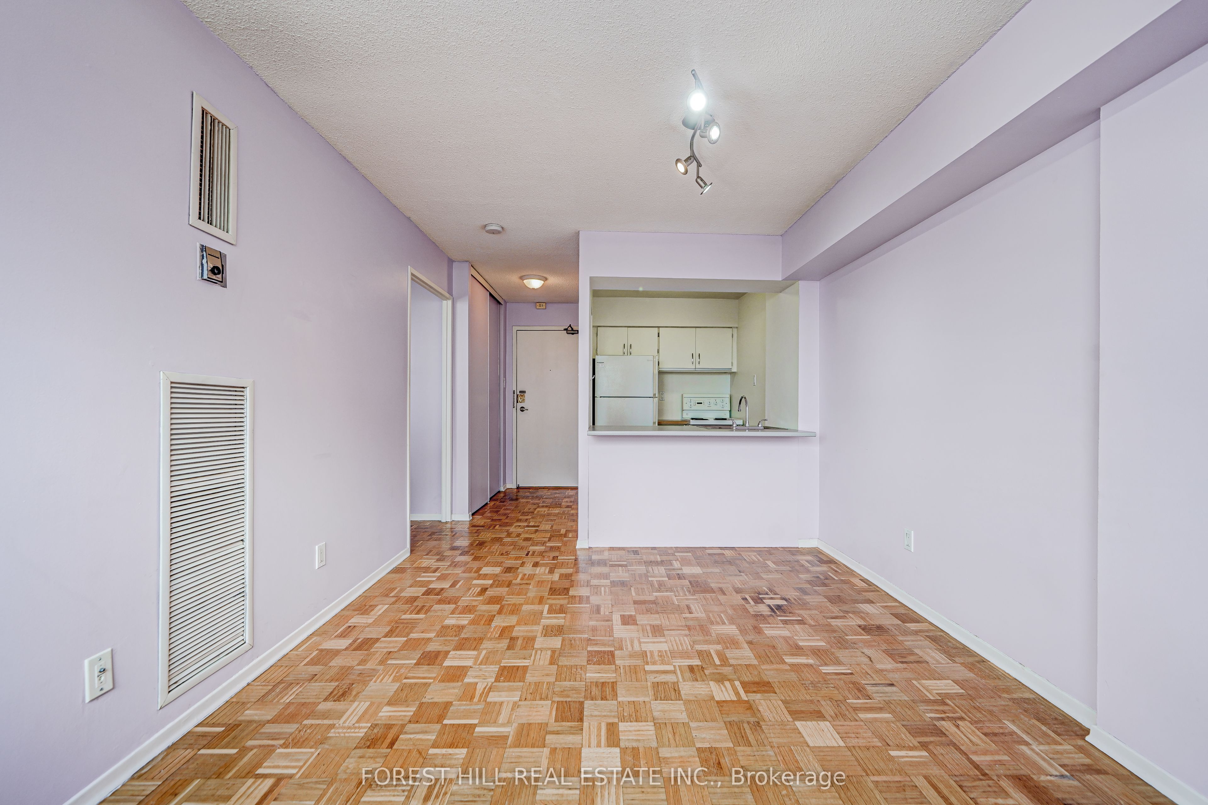 60 St. Patrick Street 728 Property Photo 12