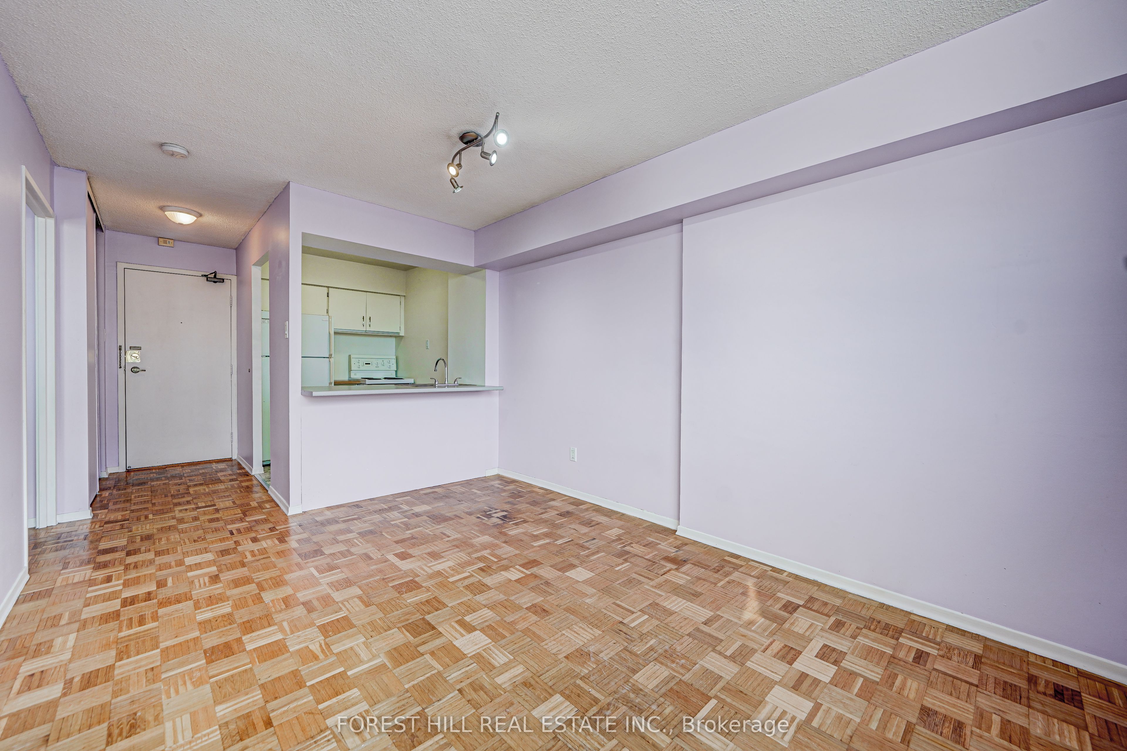 60 St. Patrick Street 728 Property Photo 13
