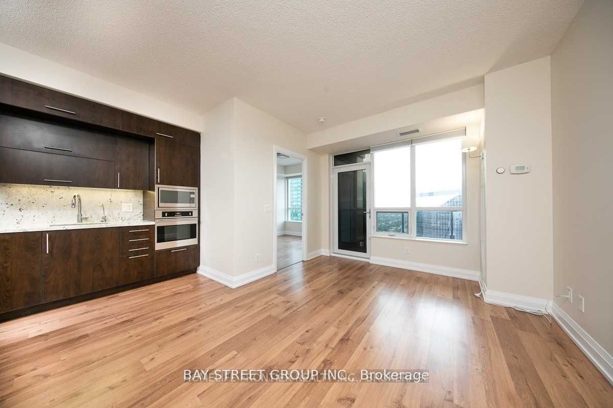 5 Sheppard Avenue E 4218 Property Photo 11