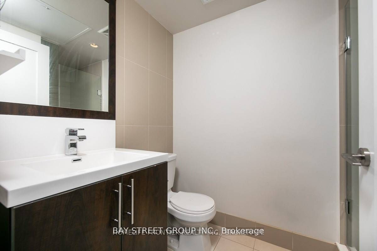 5 Sheppard Avenue E 4218 Property Photo 16