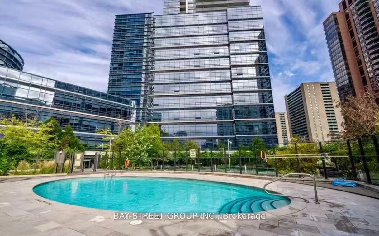 5 Sheppard Avenue E 4218 Property Photo 26