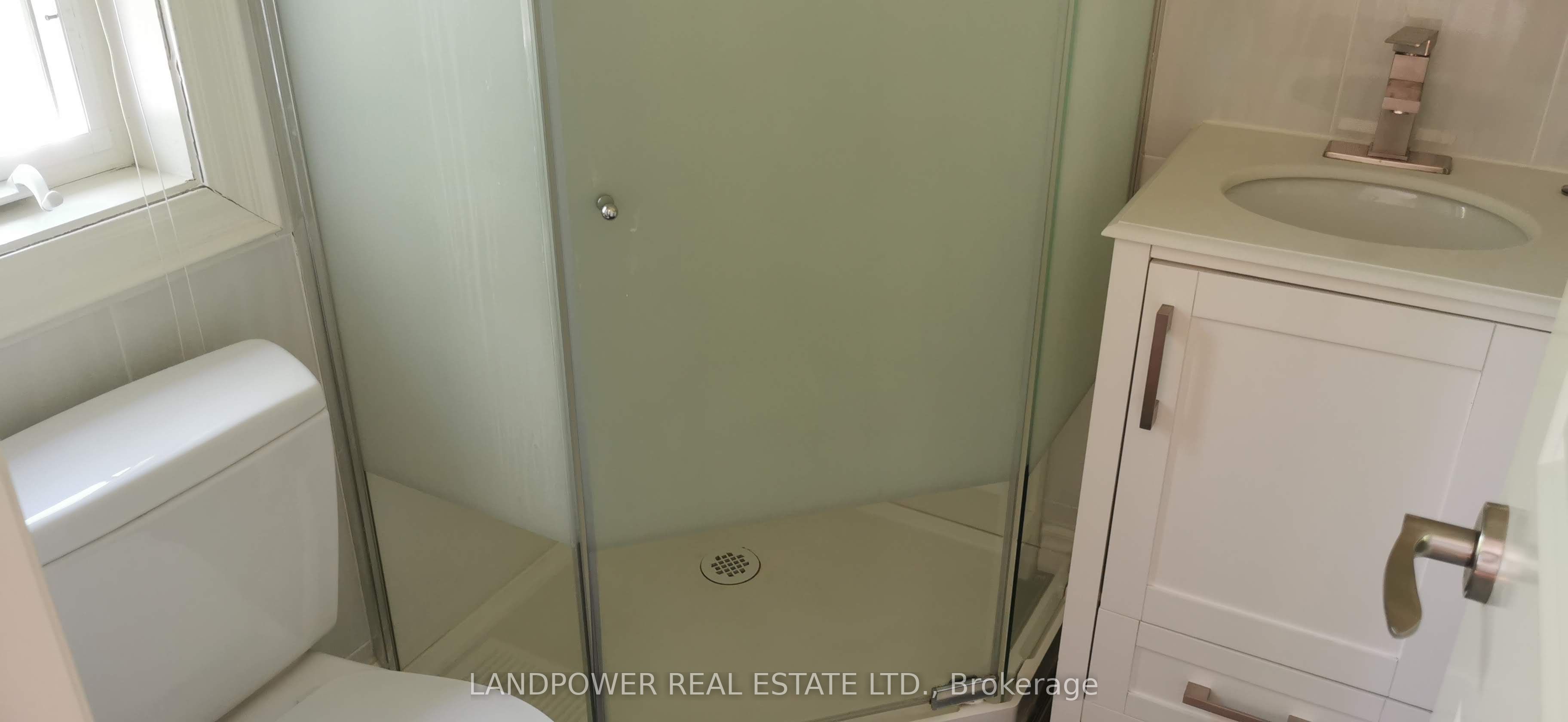 33 Bevdale Road Property Photo 25