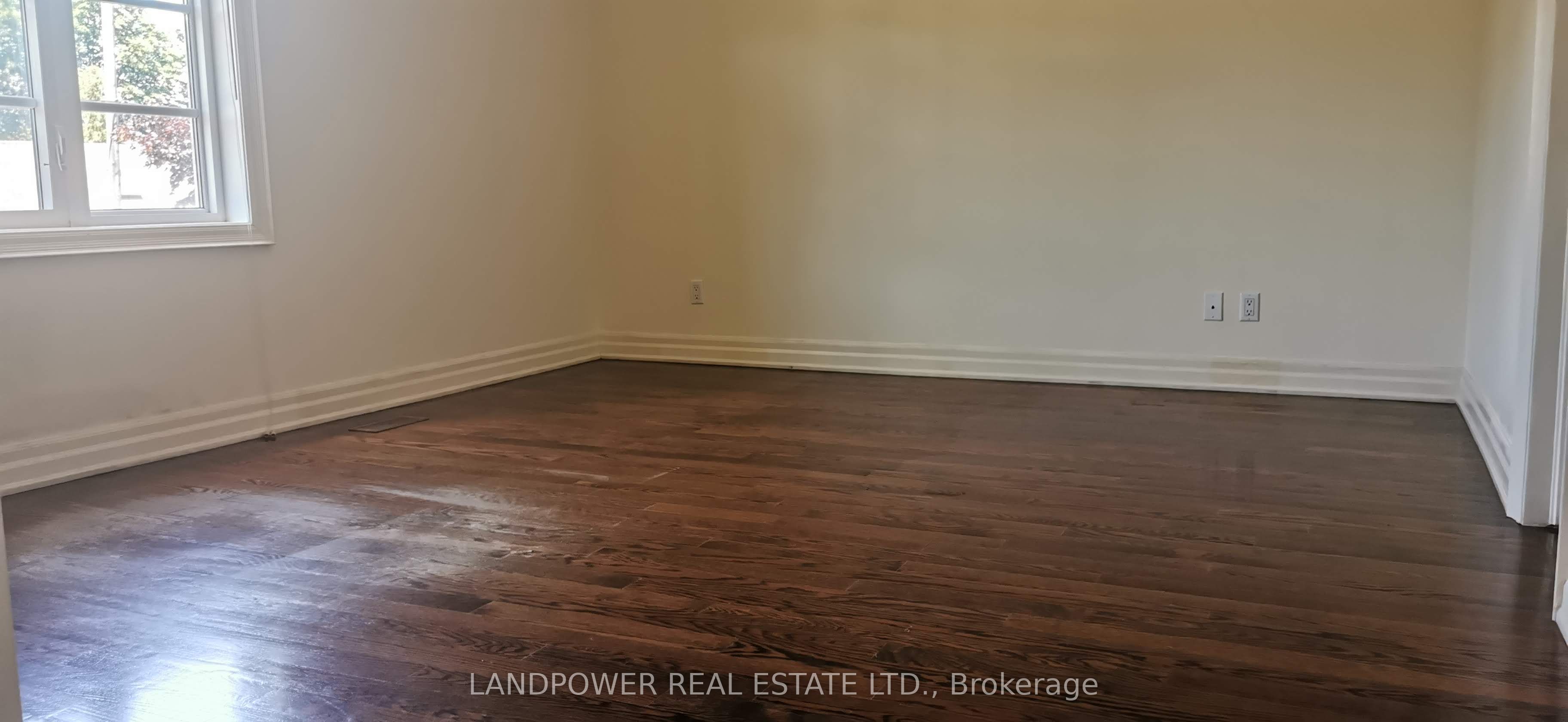33 Bevdale Road Property Photo 26