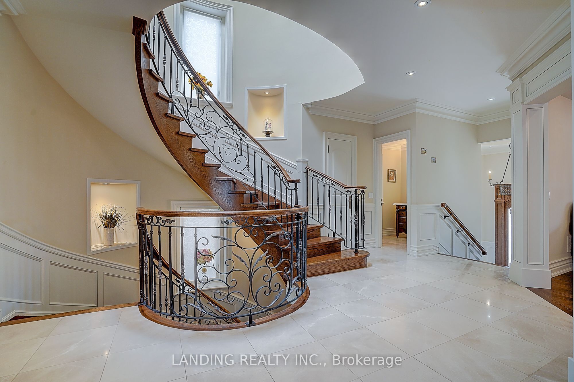 24 Abbotsford Road Property Photo 7