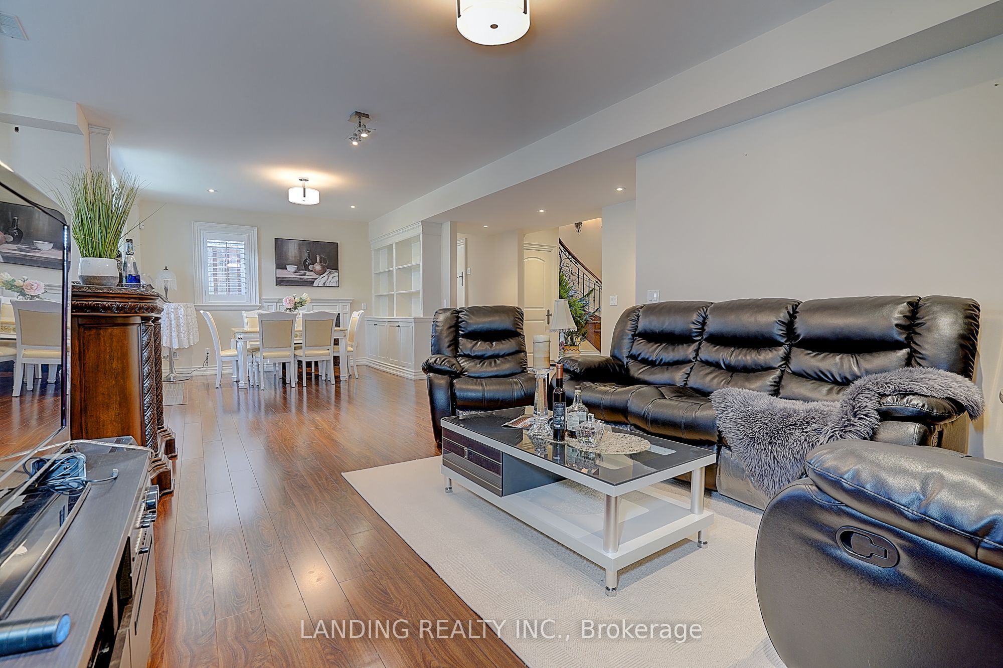 24 Abbotsford Road Property Photo 42