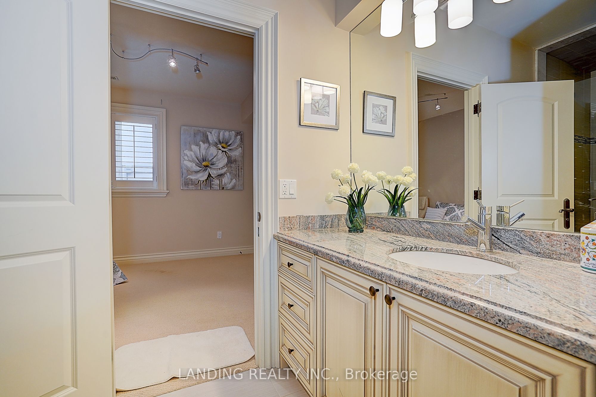 24 Abbotsford Road Property Photo 45