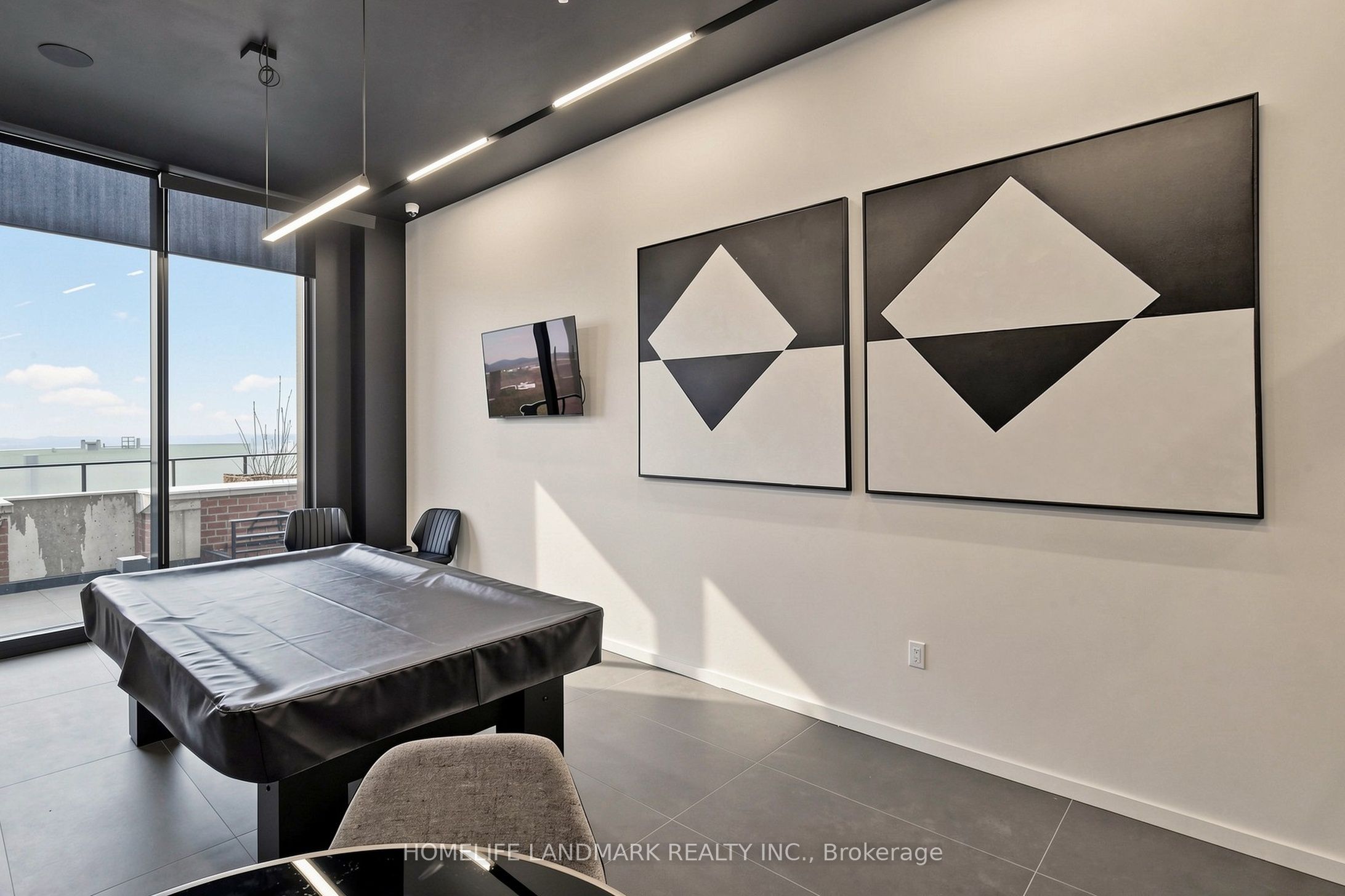 21 Lawren Harris Square 801 Property Photo 26