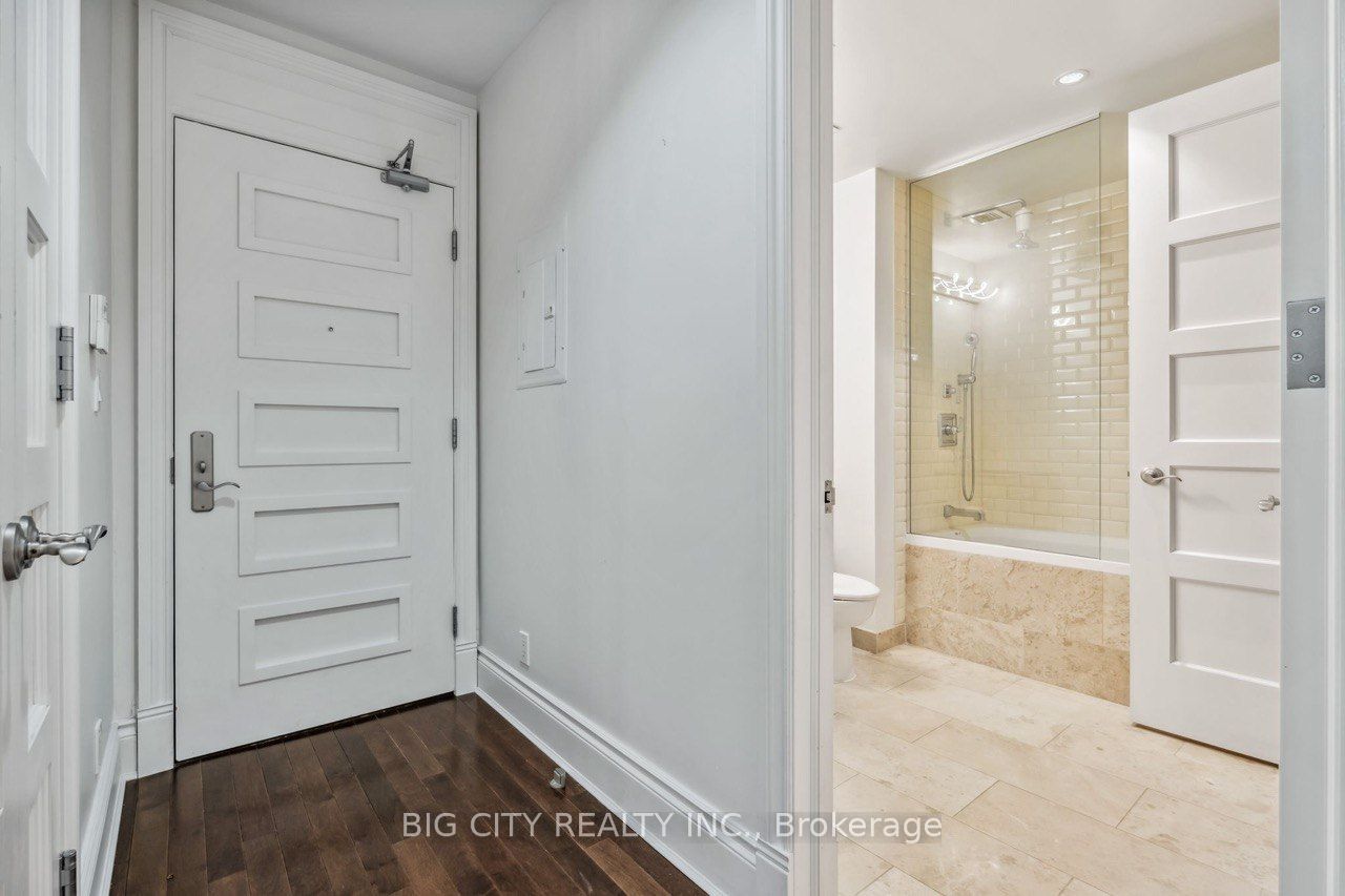 22 Leader Lane 408 Property Photo 8