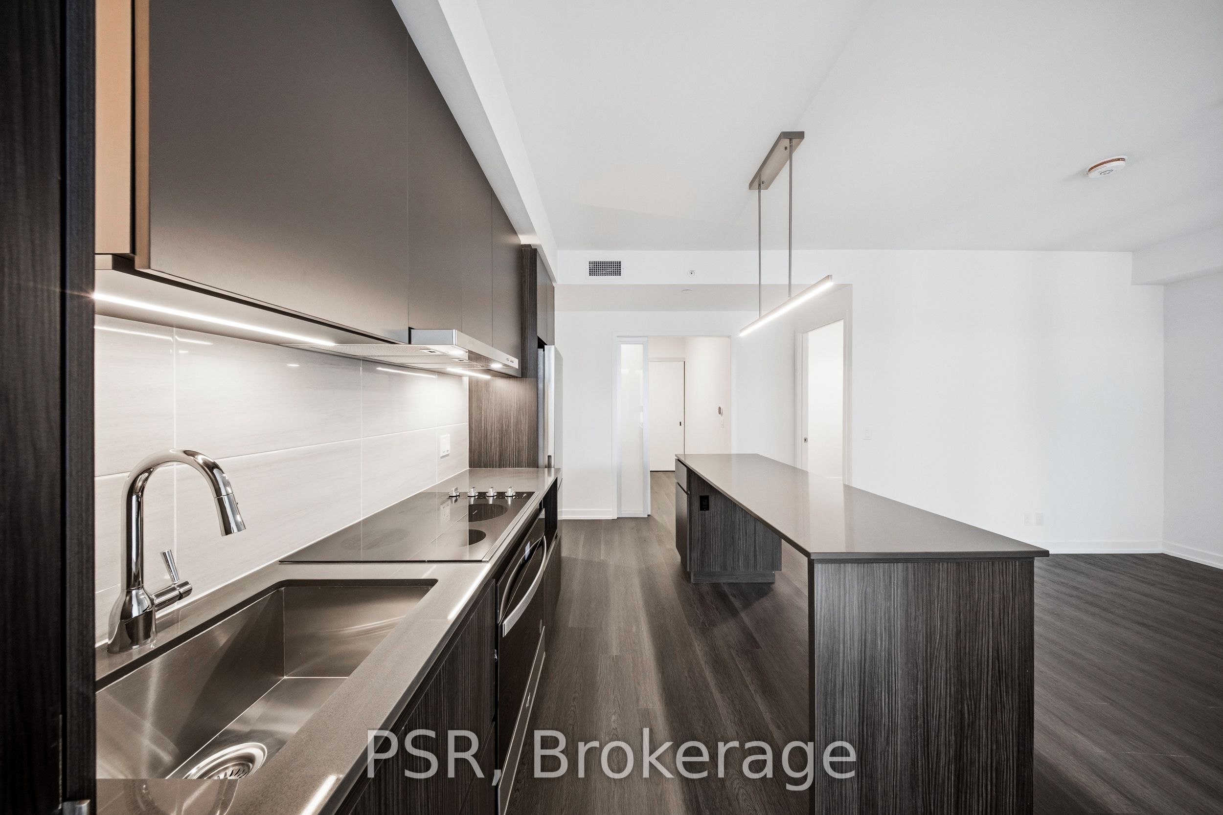 70 Ordnance Street 409 Property Photo 4