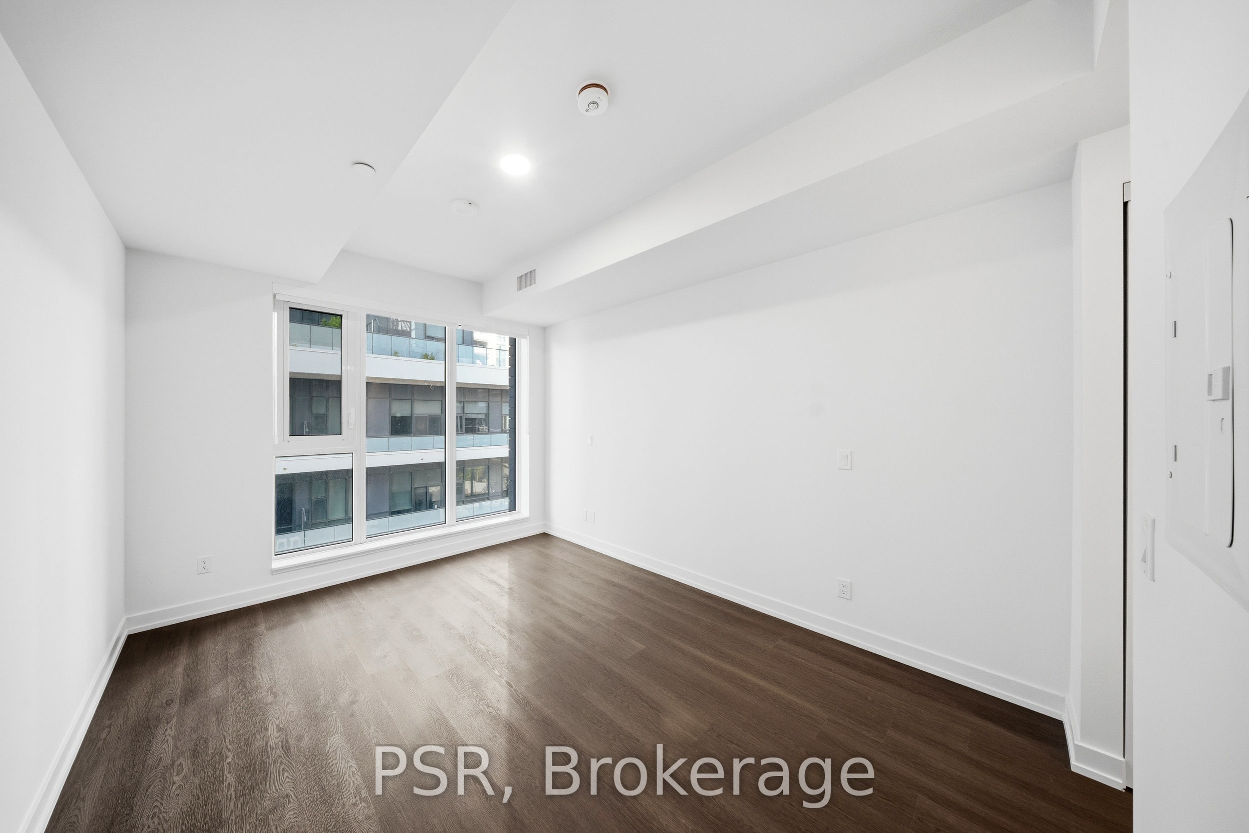 70 Ordnance Street 409 Property Photo 9