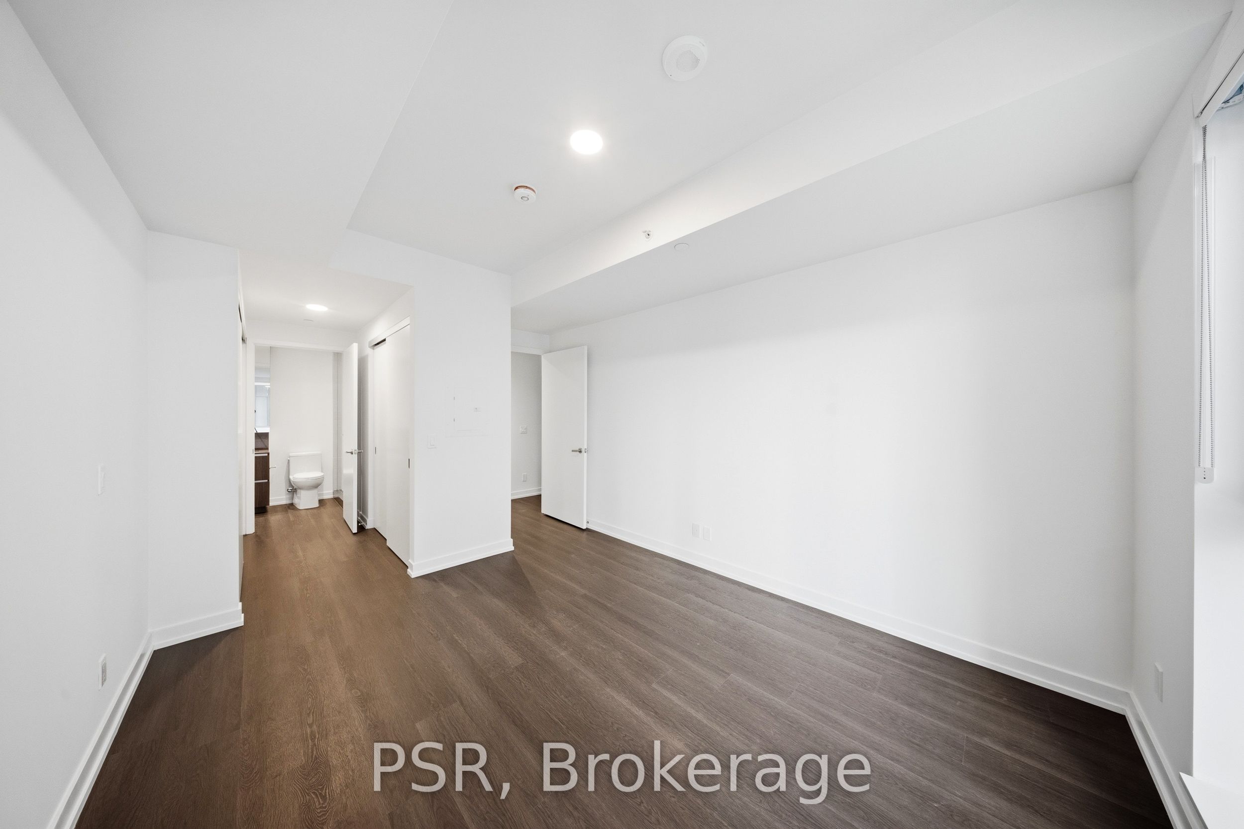 70 Ordnance Street 409 Property Photo 10