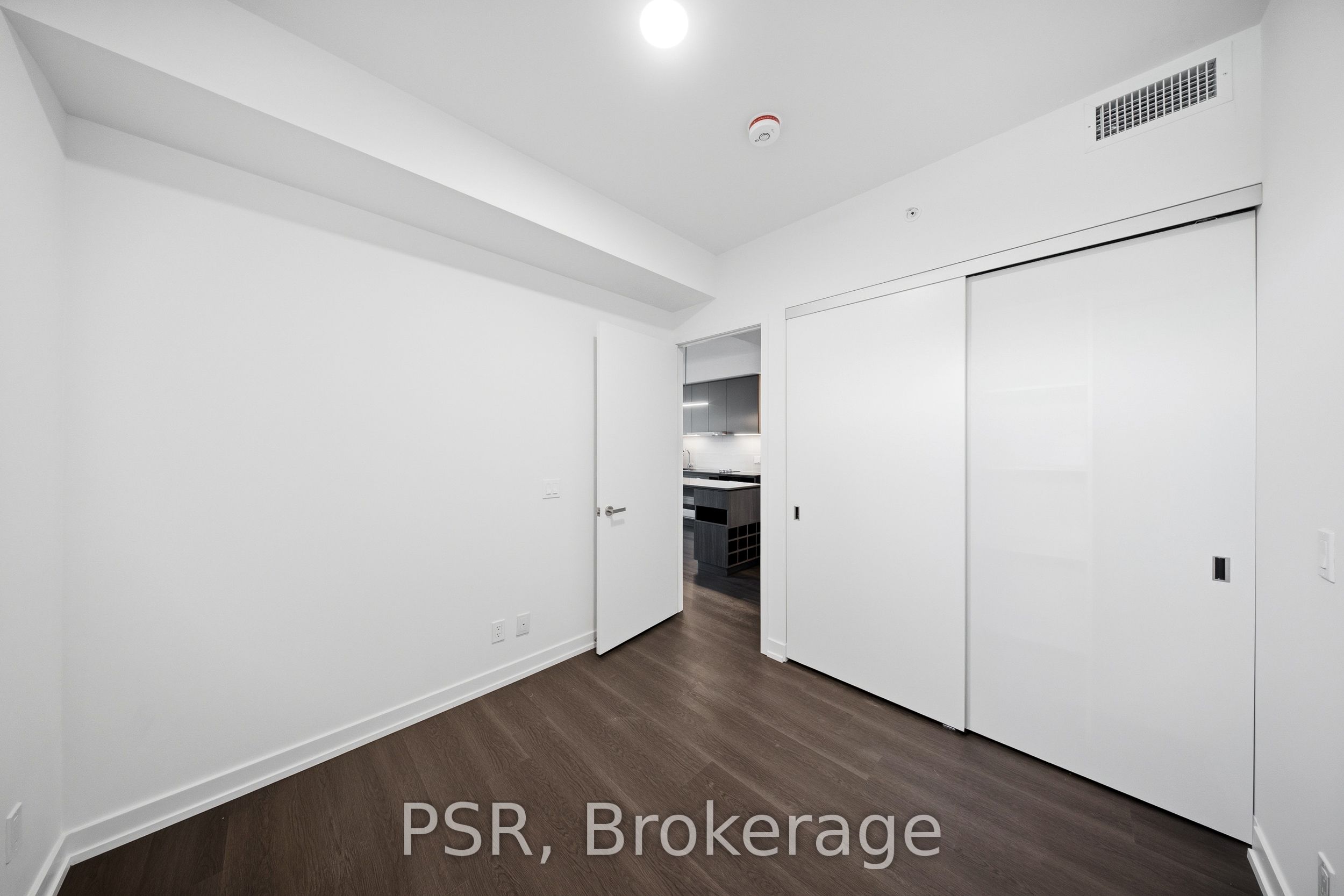 70 Ordnance Street 409 Property Photo 15