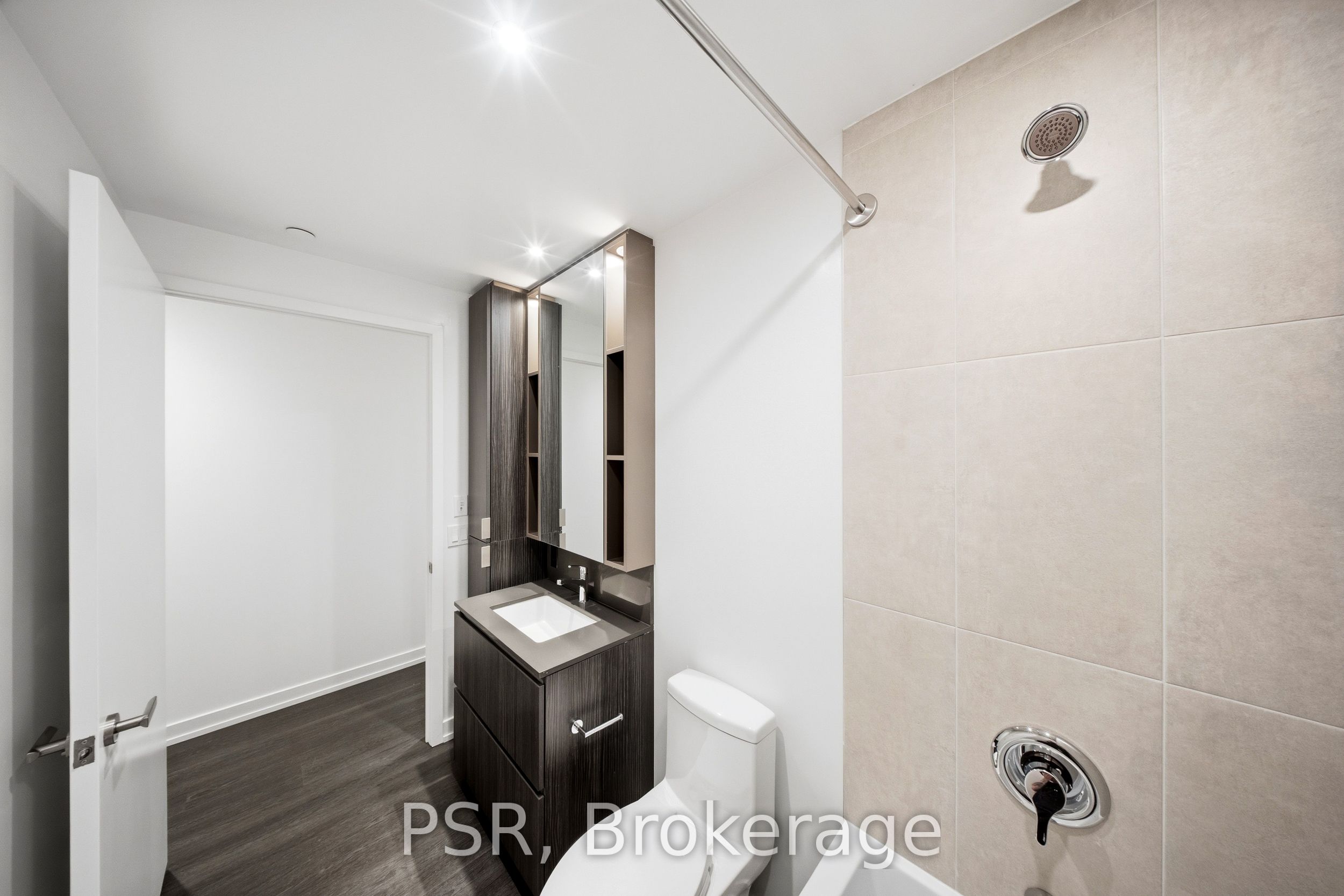 70 Ordnance Street 409 Property Photo 20