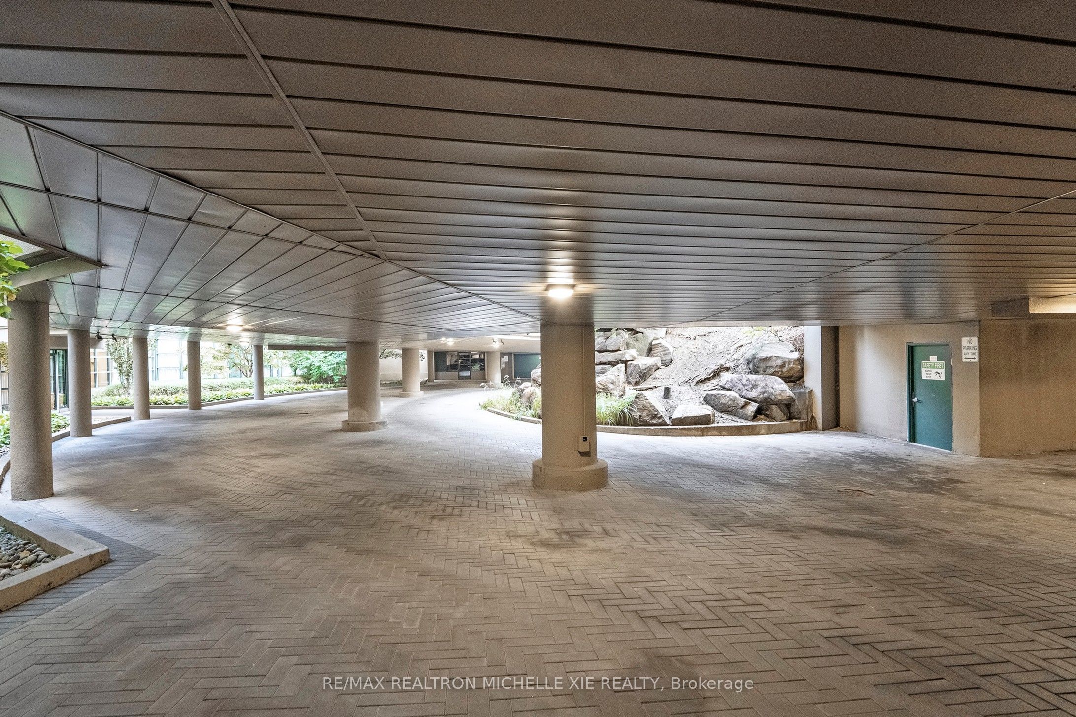 1200 Don Mills Road 101 Property Photo 44