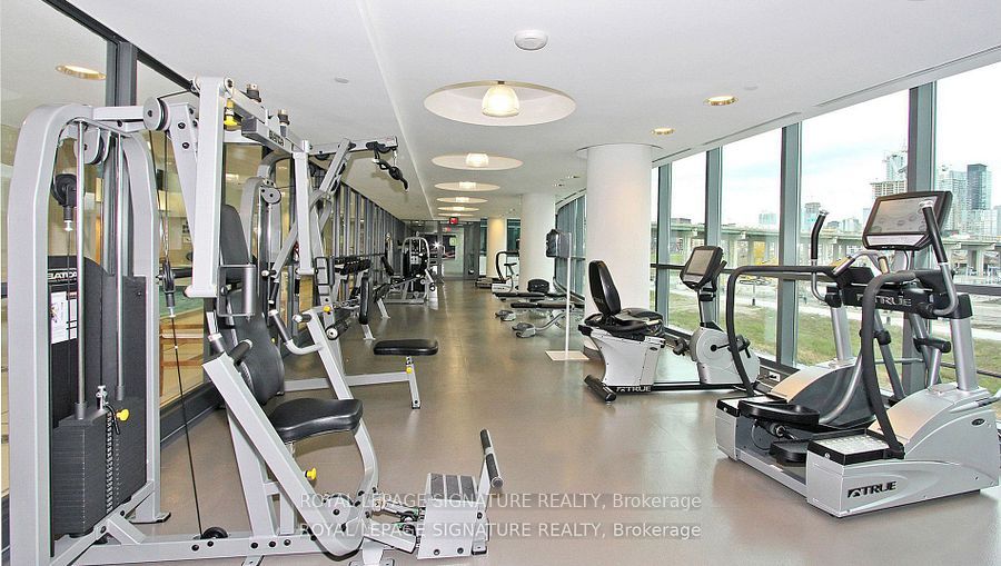 209 Fort York Boulevard 868 Property Photo 11
