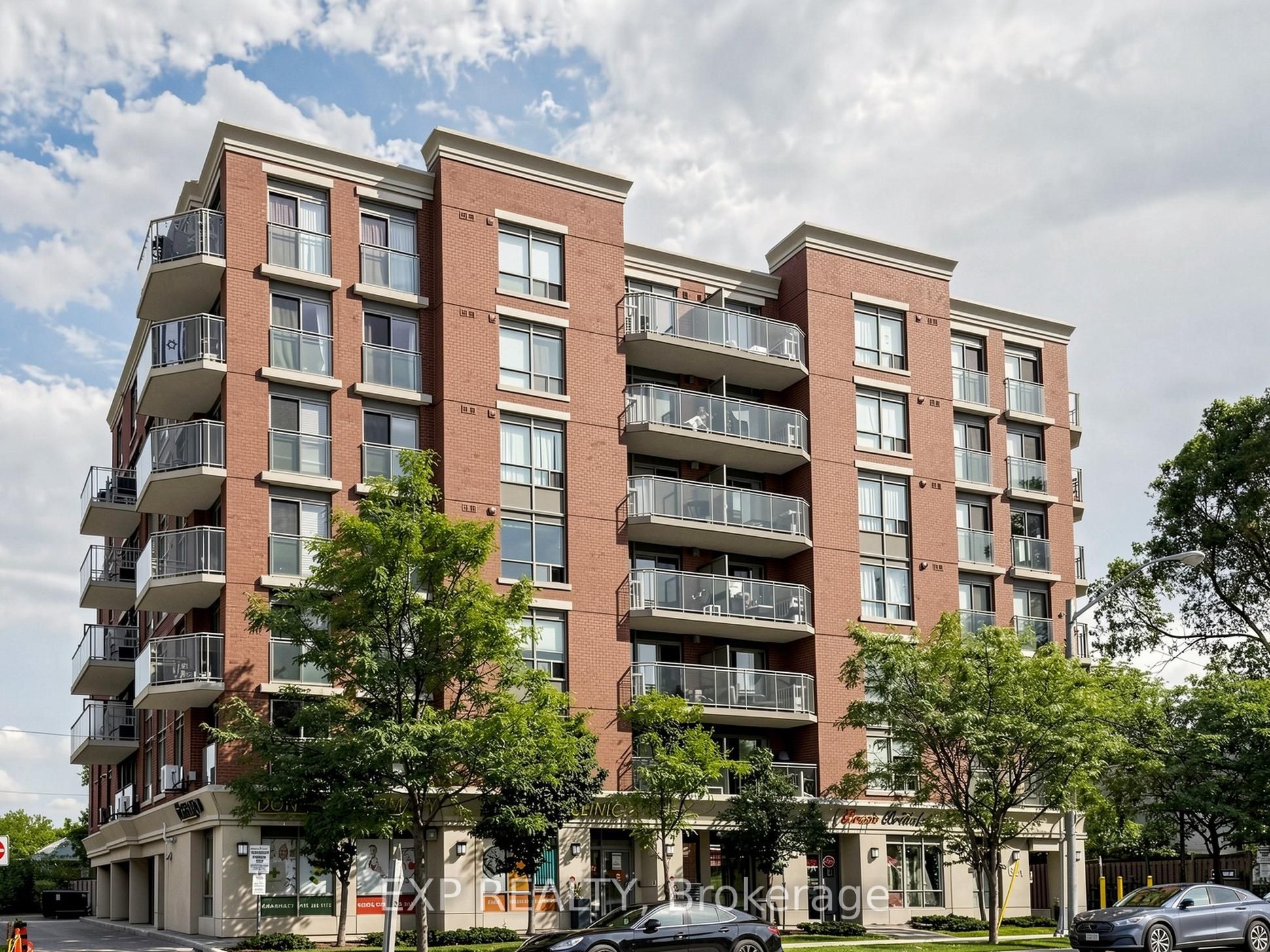 801 Sheppard Avenue W 302