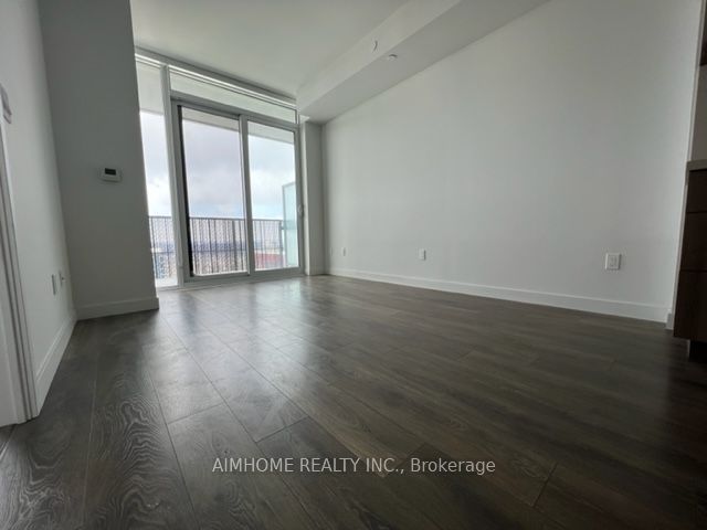 8 Eglinton Avenue E 3505 Property Photo 10