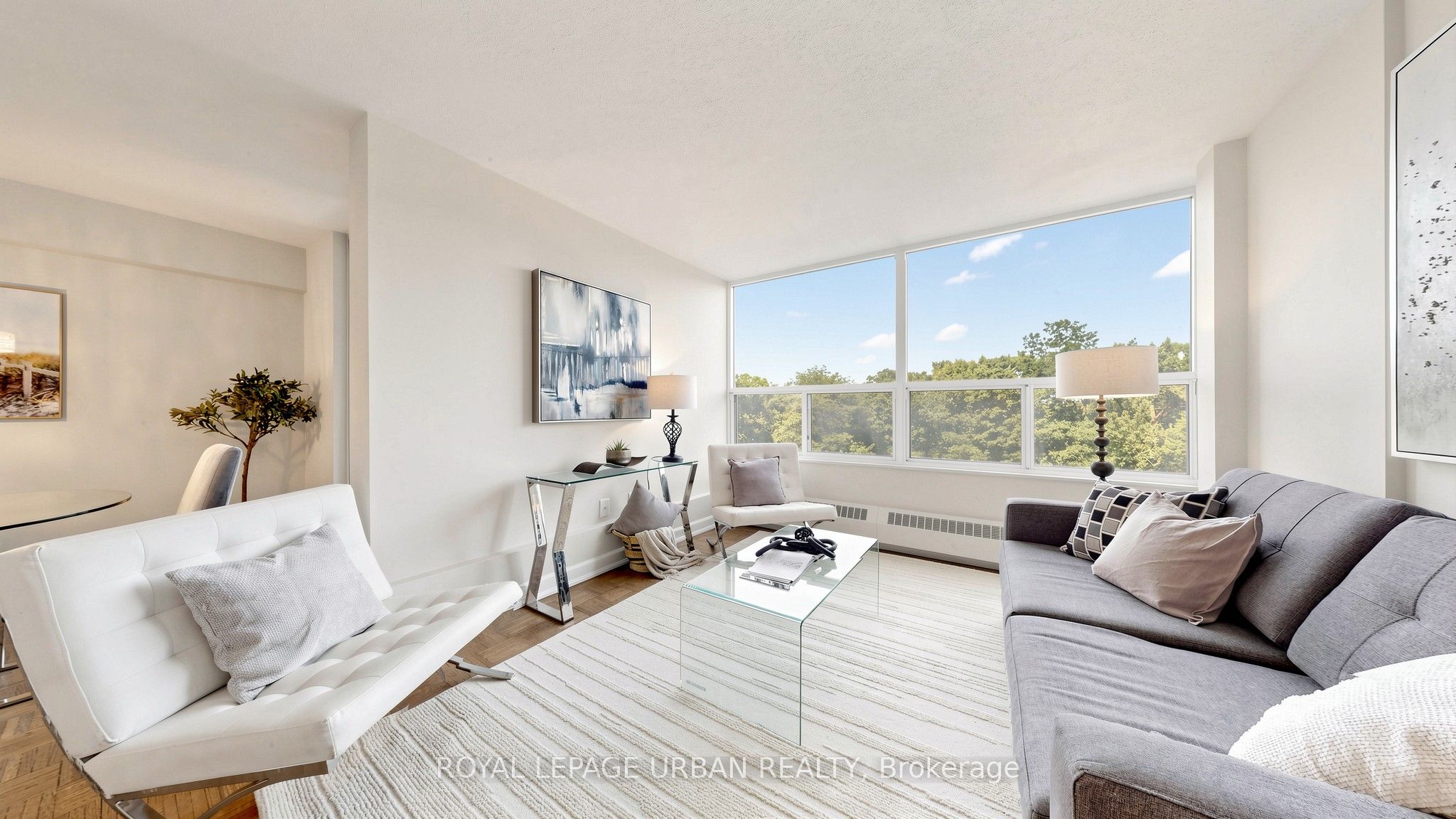 60 Pavane Linkway 602 Property Photo 1