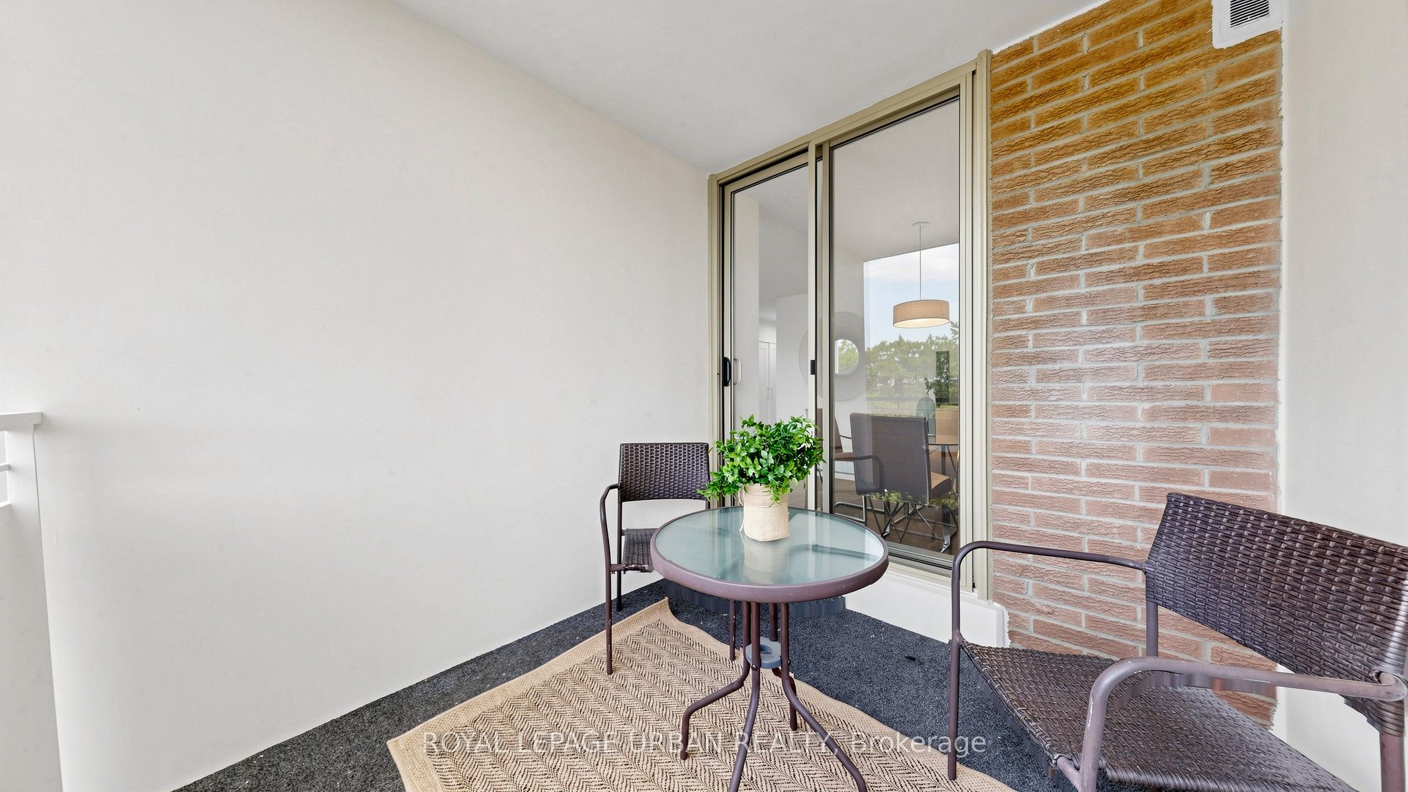 60 Pavane Linkway 602 Property Photo 24