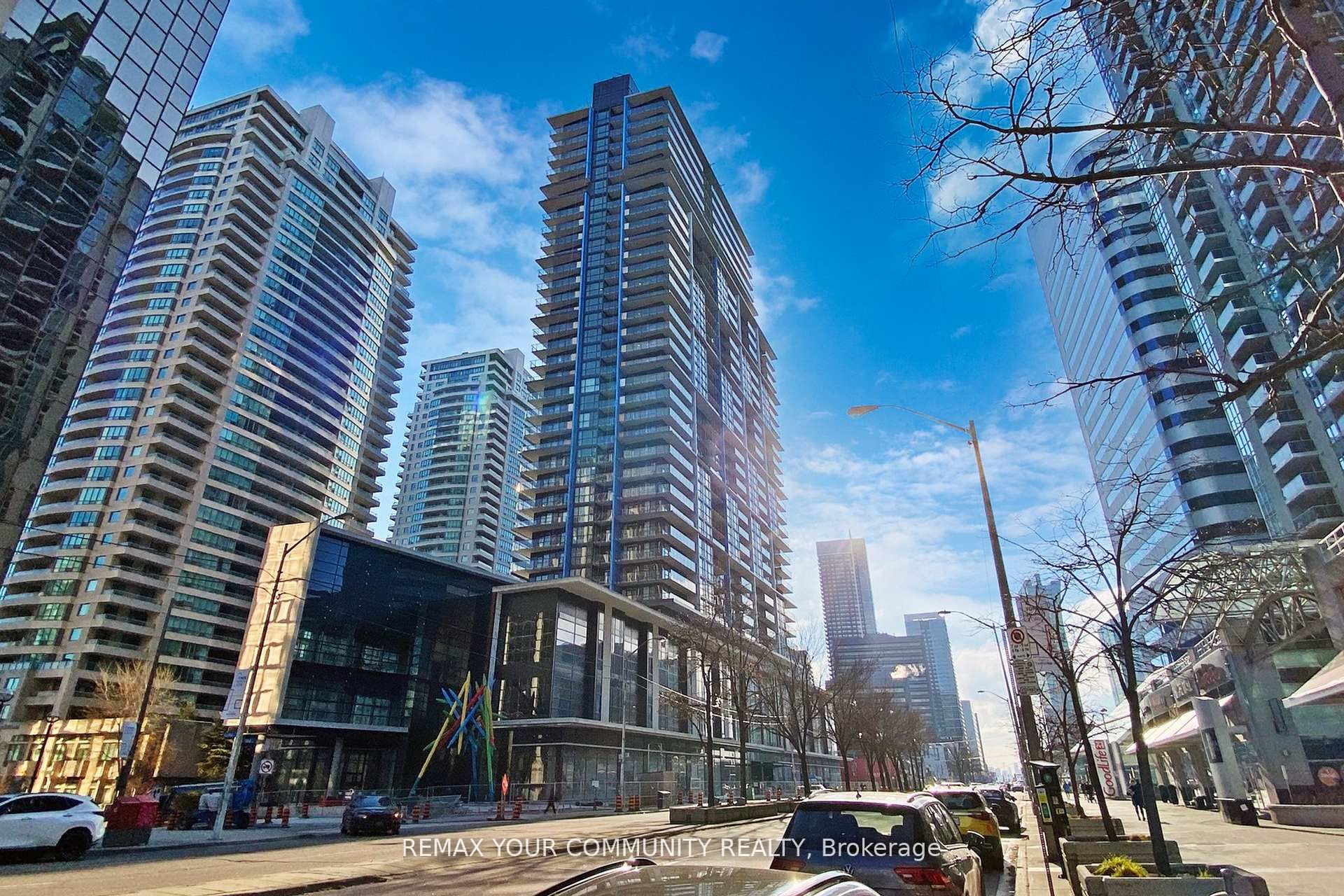 4955 Yonge Street 2117 Property Photo 1
