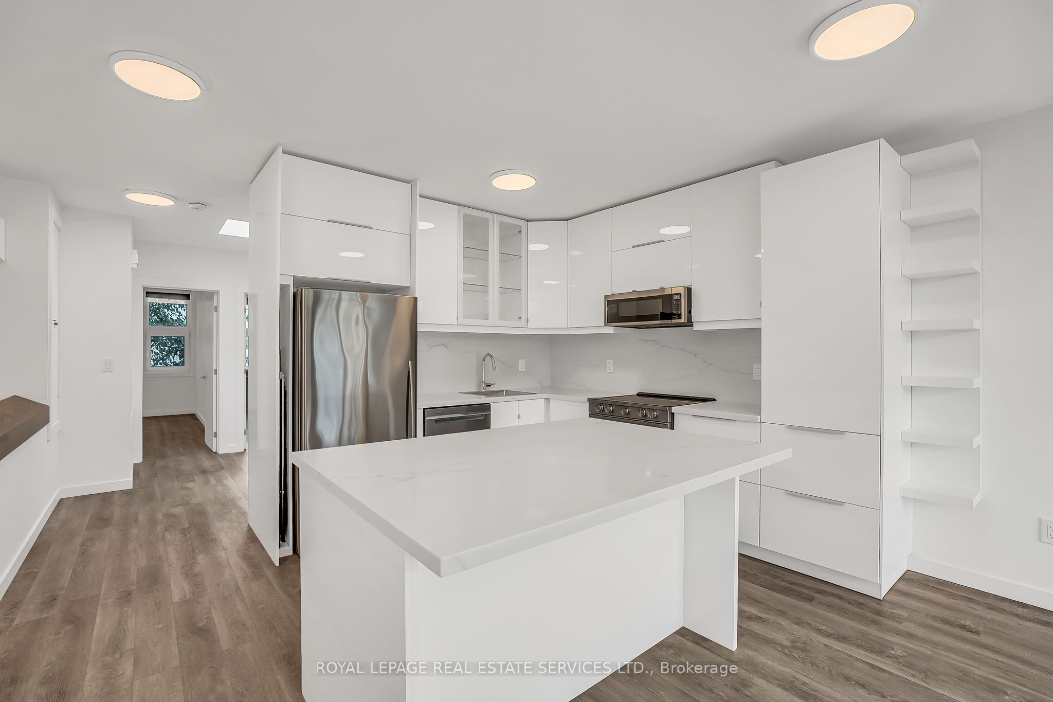 439 Winona Drive C Property Photo 19
