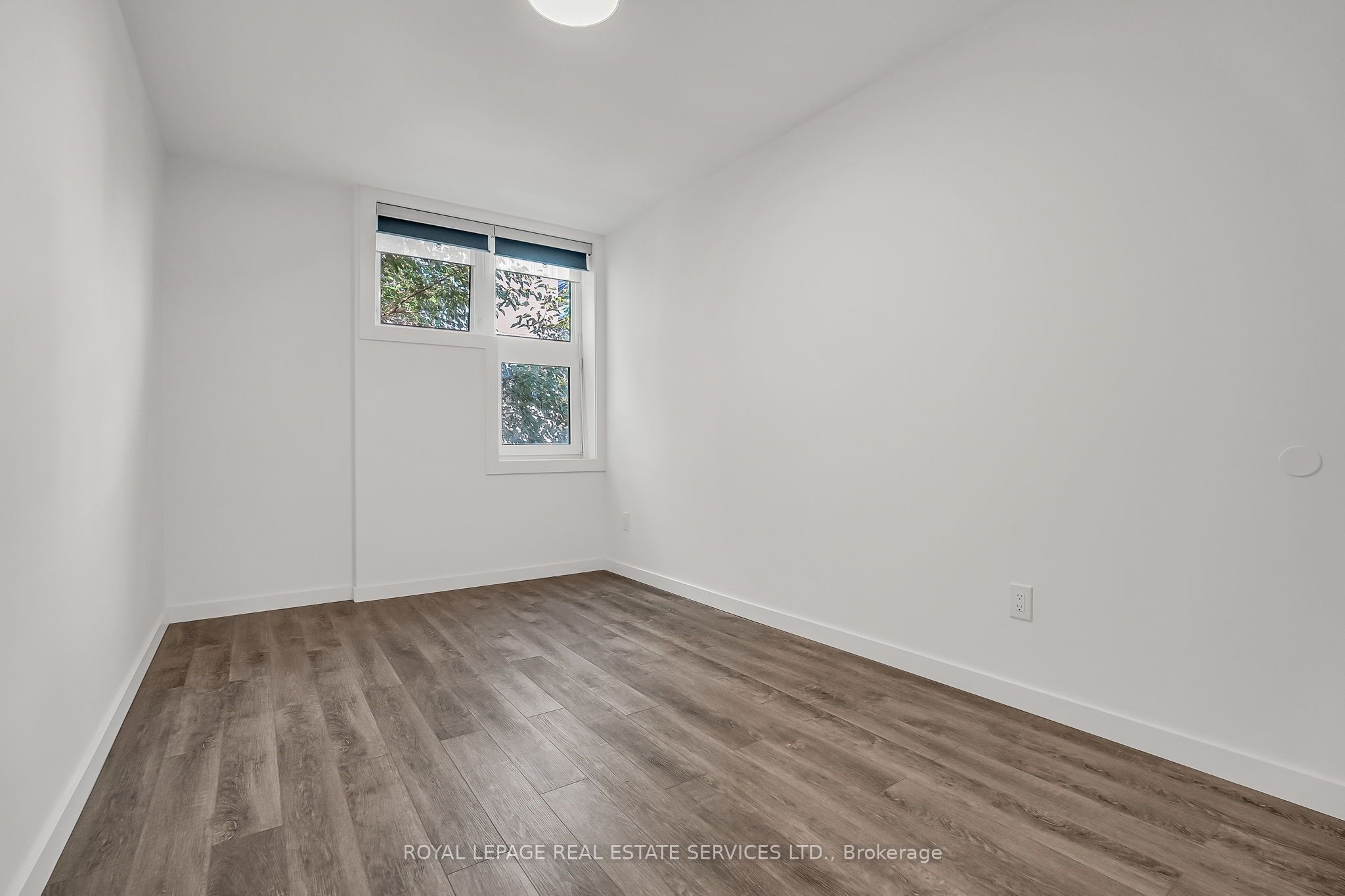439 Winona Drive C Property Photo 27