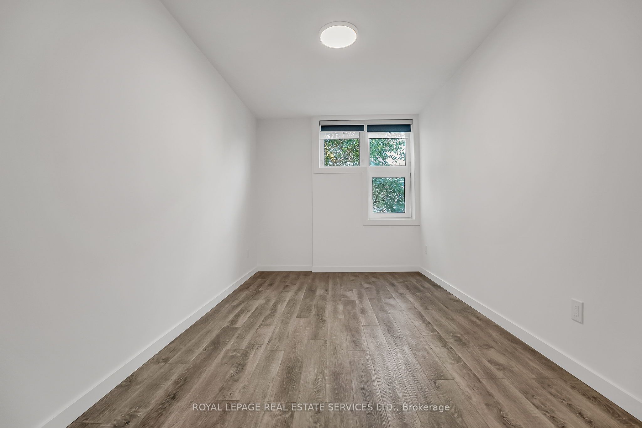 439 Winona Drive C Property Photo 28