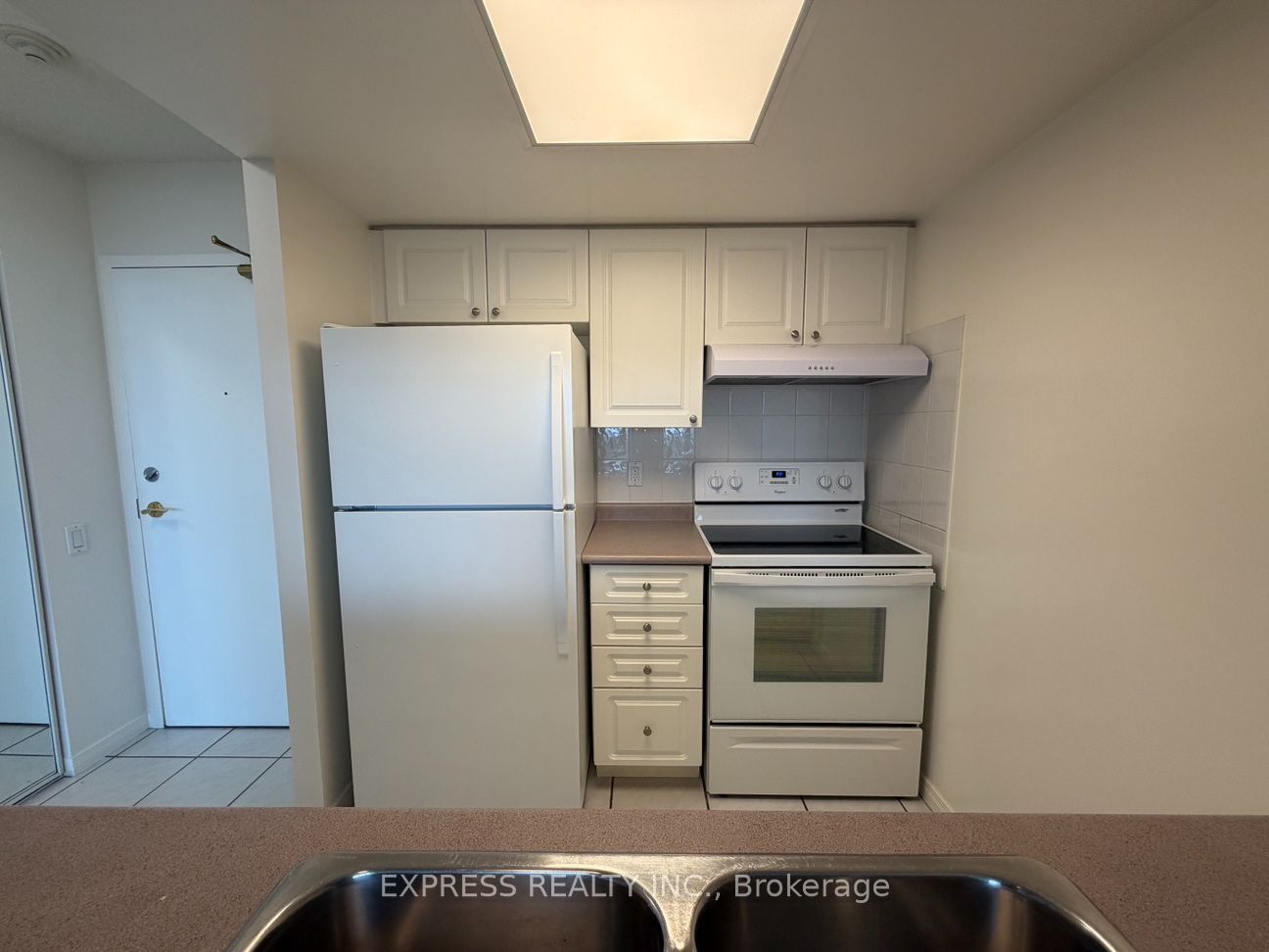 8 Hillcrest Avenue 1902 Property Photo 5