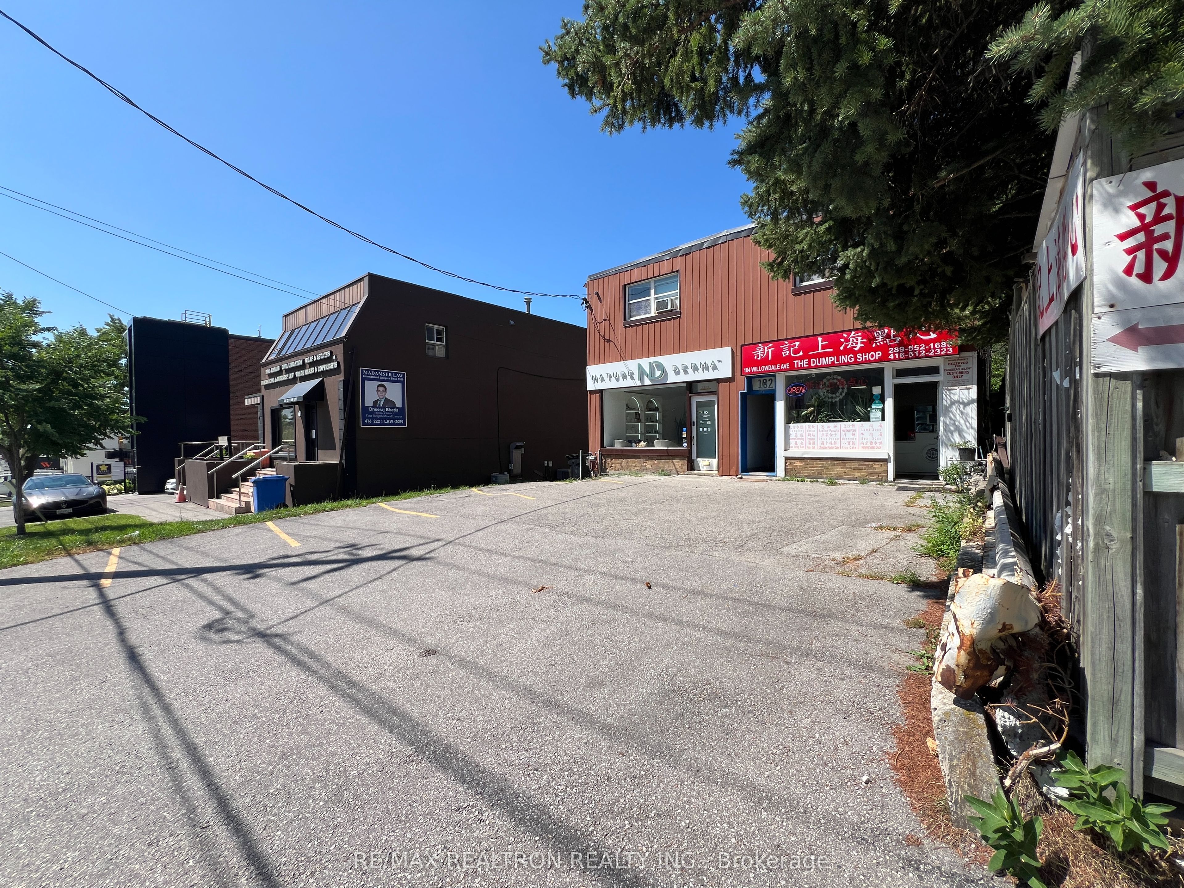 180-184 Willowdale Avenue Property Photo 2