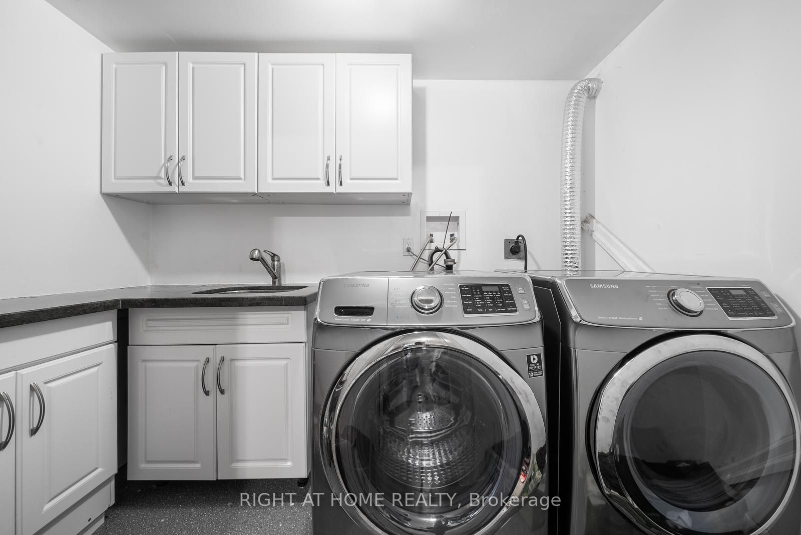 40 Heathview Avenue Property Photo 48