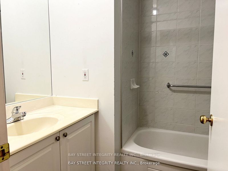 7 King Street E 917 Property Photo 6