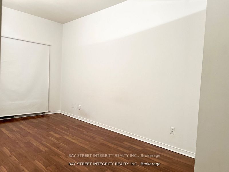 7 King Street E 917 Property Photo 8