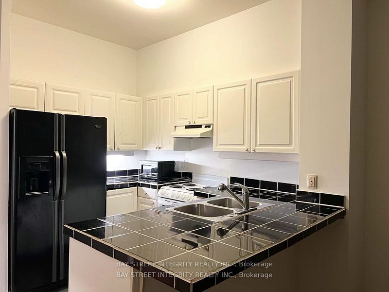 7 King Street E 917 Property Photo 11