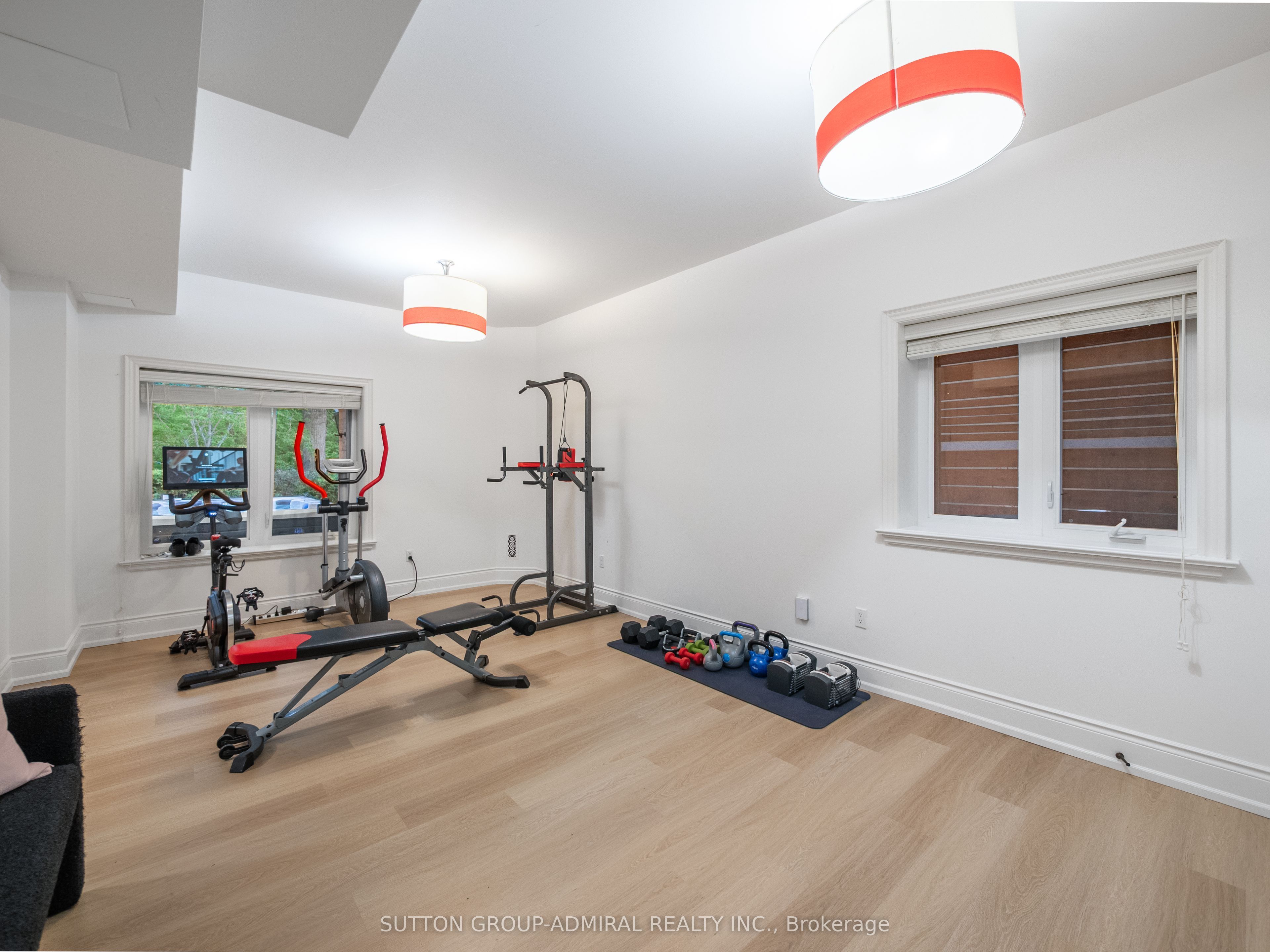 35 Wentworth Avenue Property Photo 37