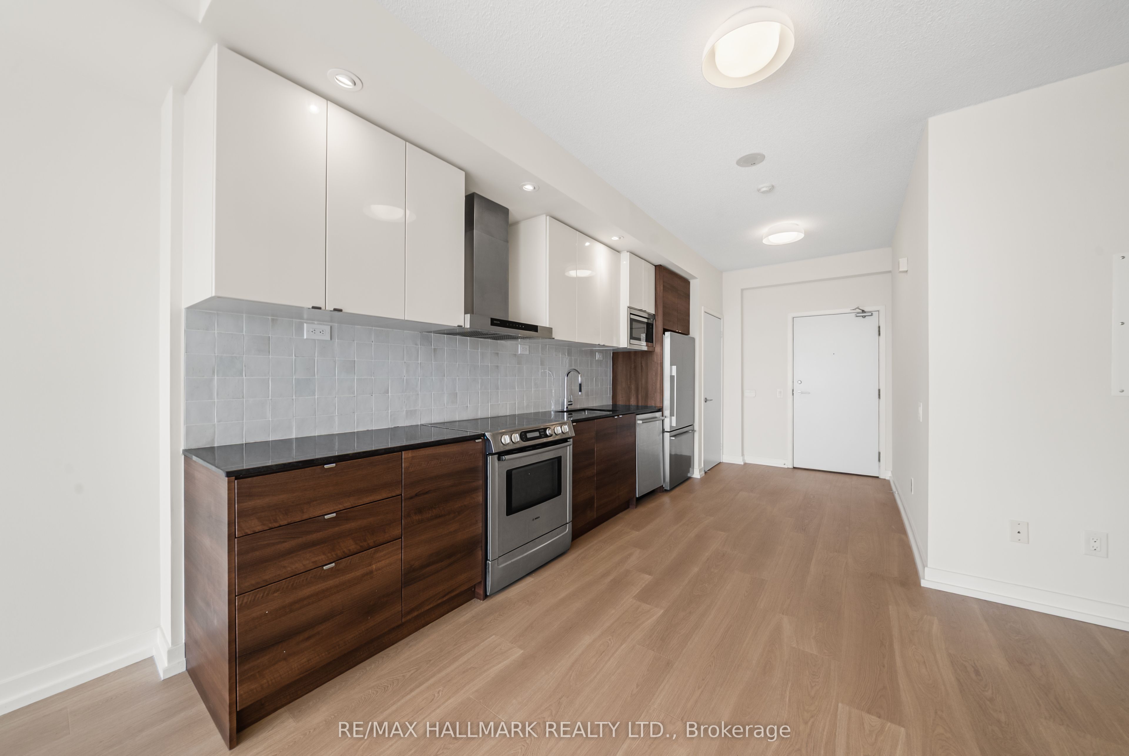 121 Mcmahon Drive 3102 Property Photo 10