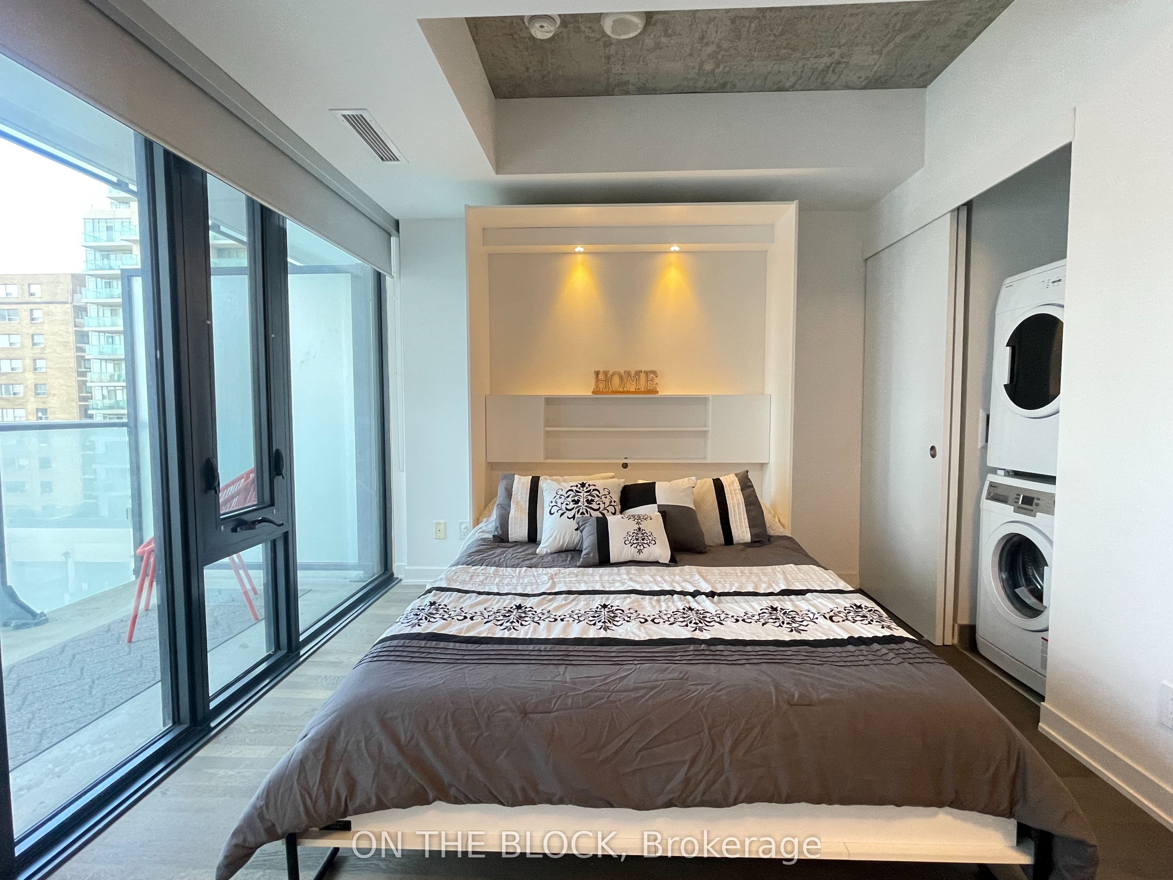 185 Roehampton Avenue 509 Property Photo 6