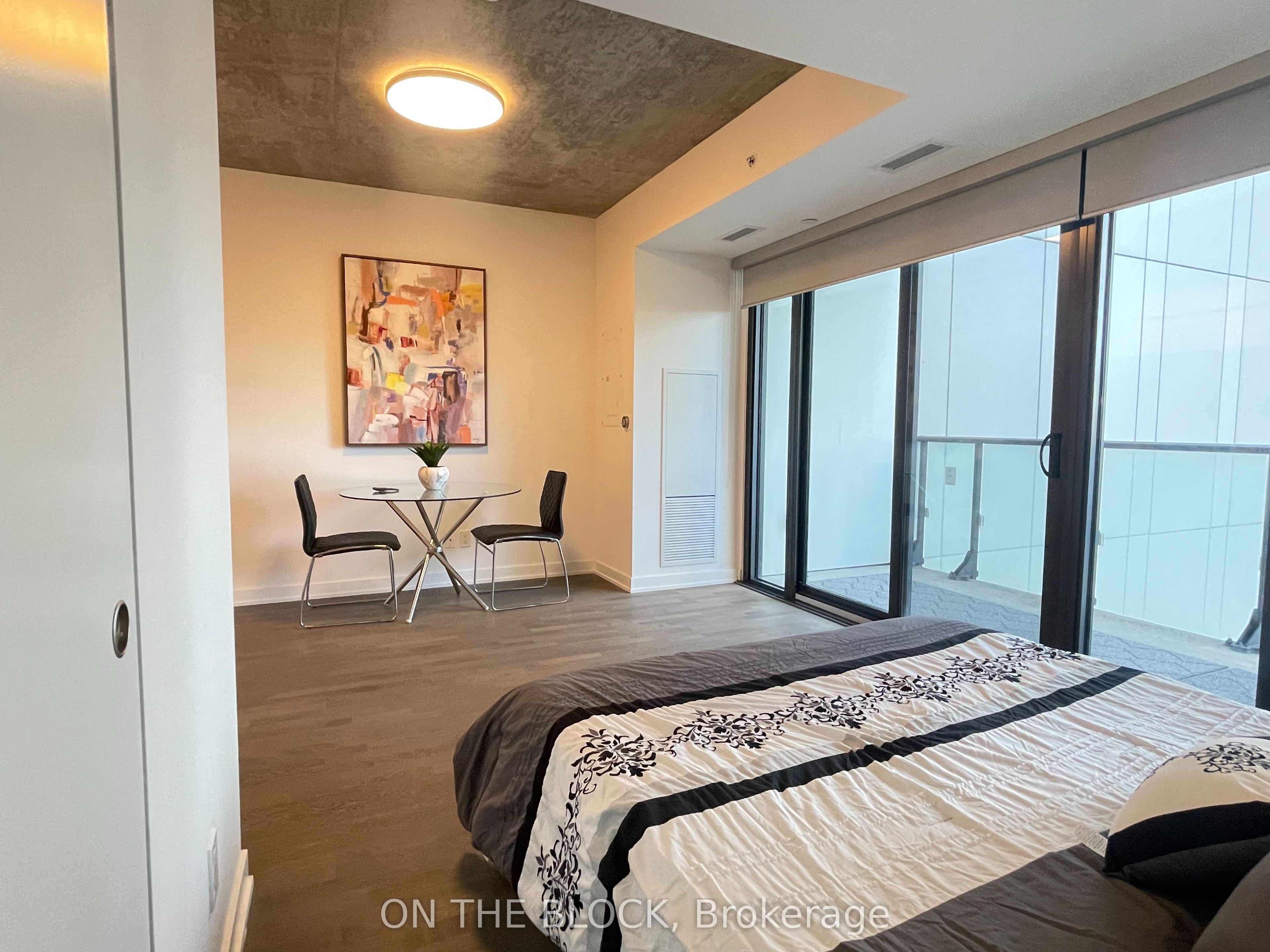 185 Roehampton Avenue 509 Property Photo 7