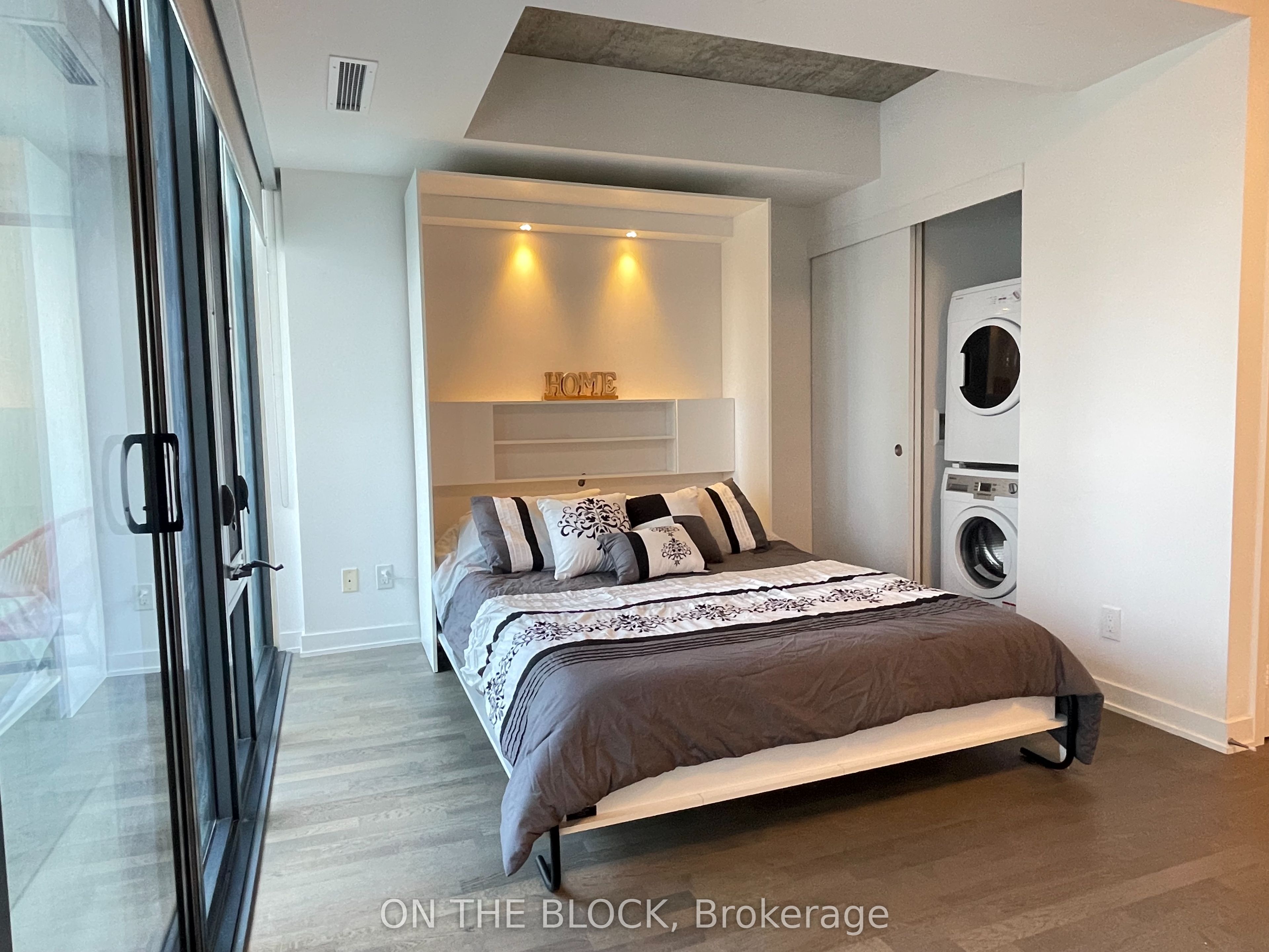 185 Roehampton Avenue 509 Property Photo 16