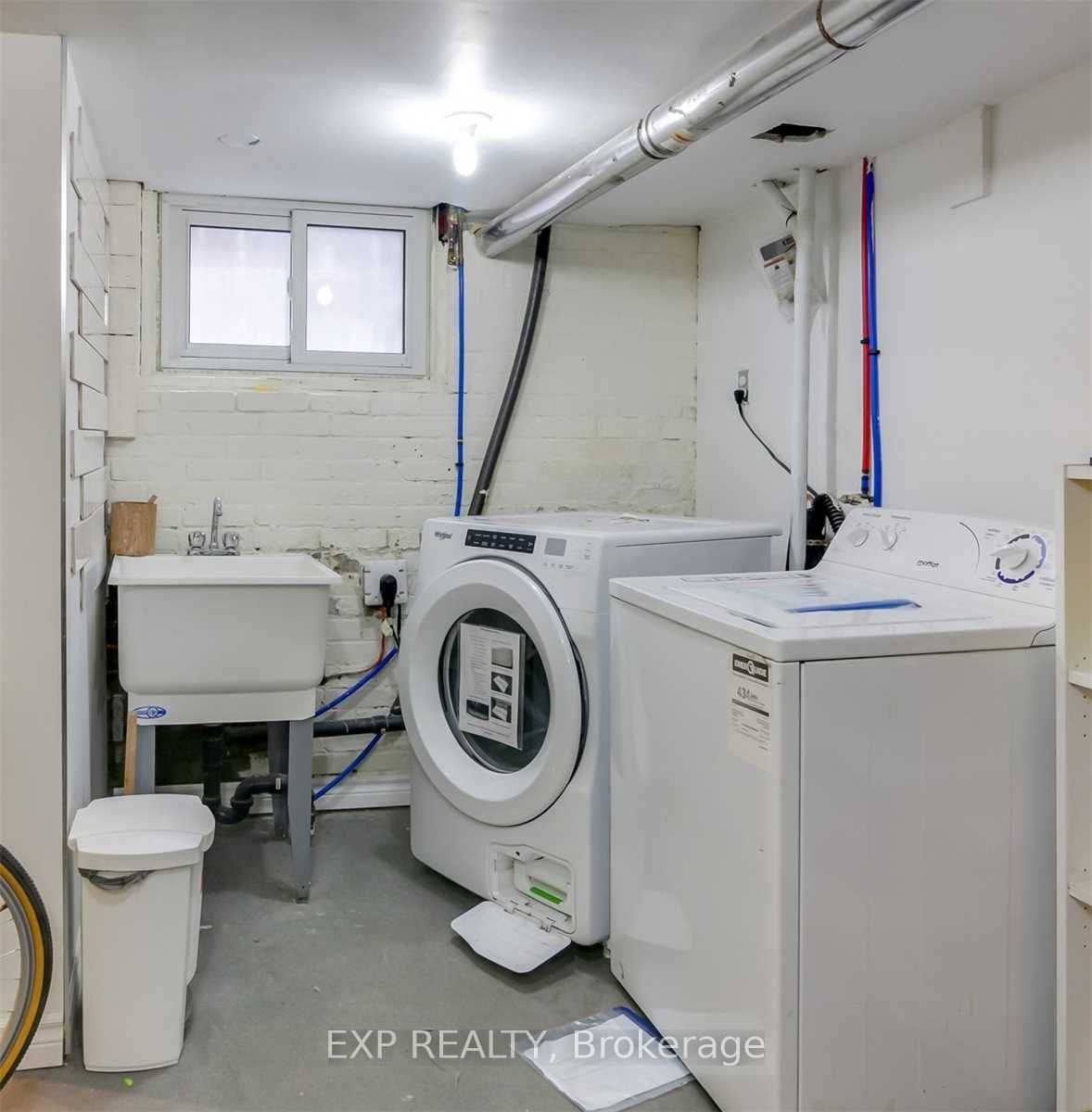 896 Avenue Road Property Photo 21