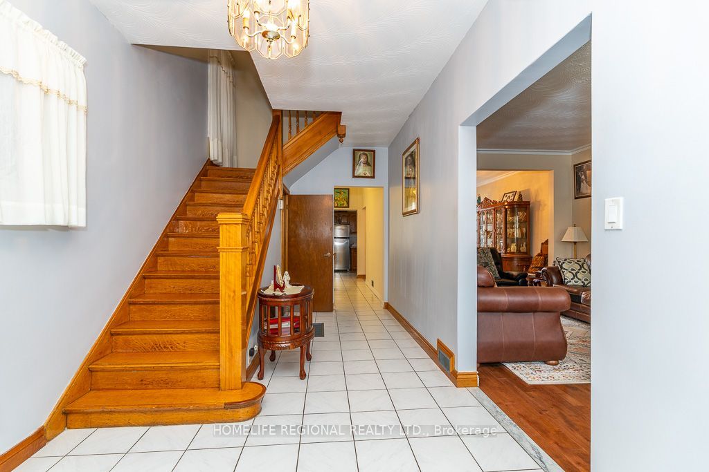 110 Grace Street Property Photo 4