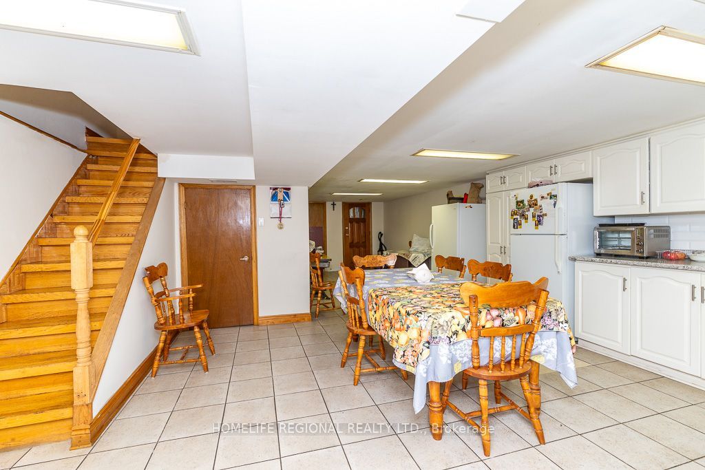 110 Grace Street Property Photo 29