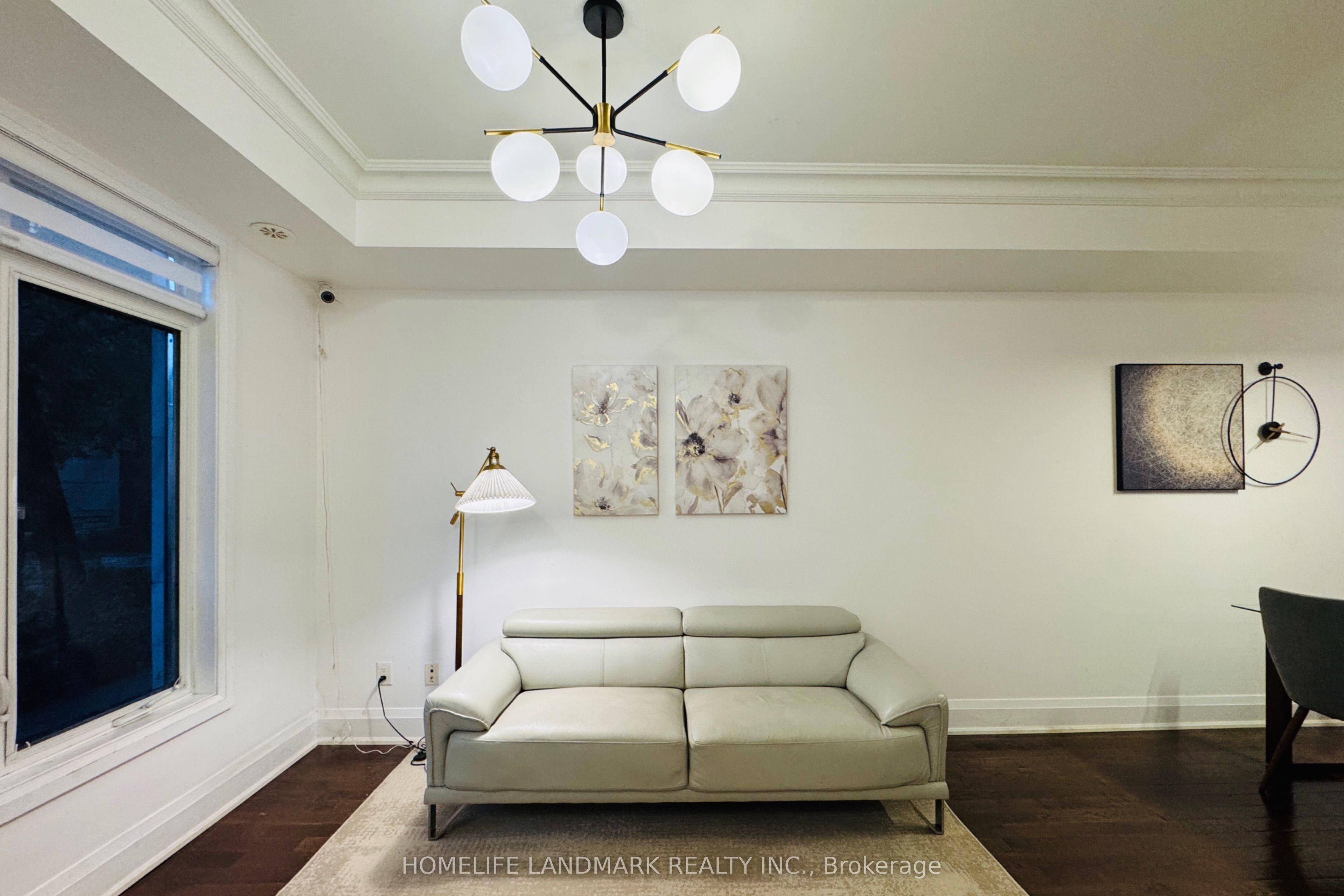7 Oakburn Crescent 15 Property Photo 4