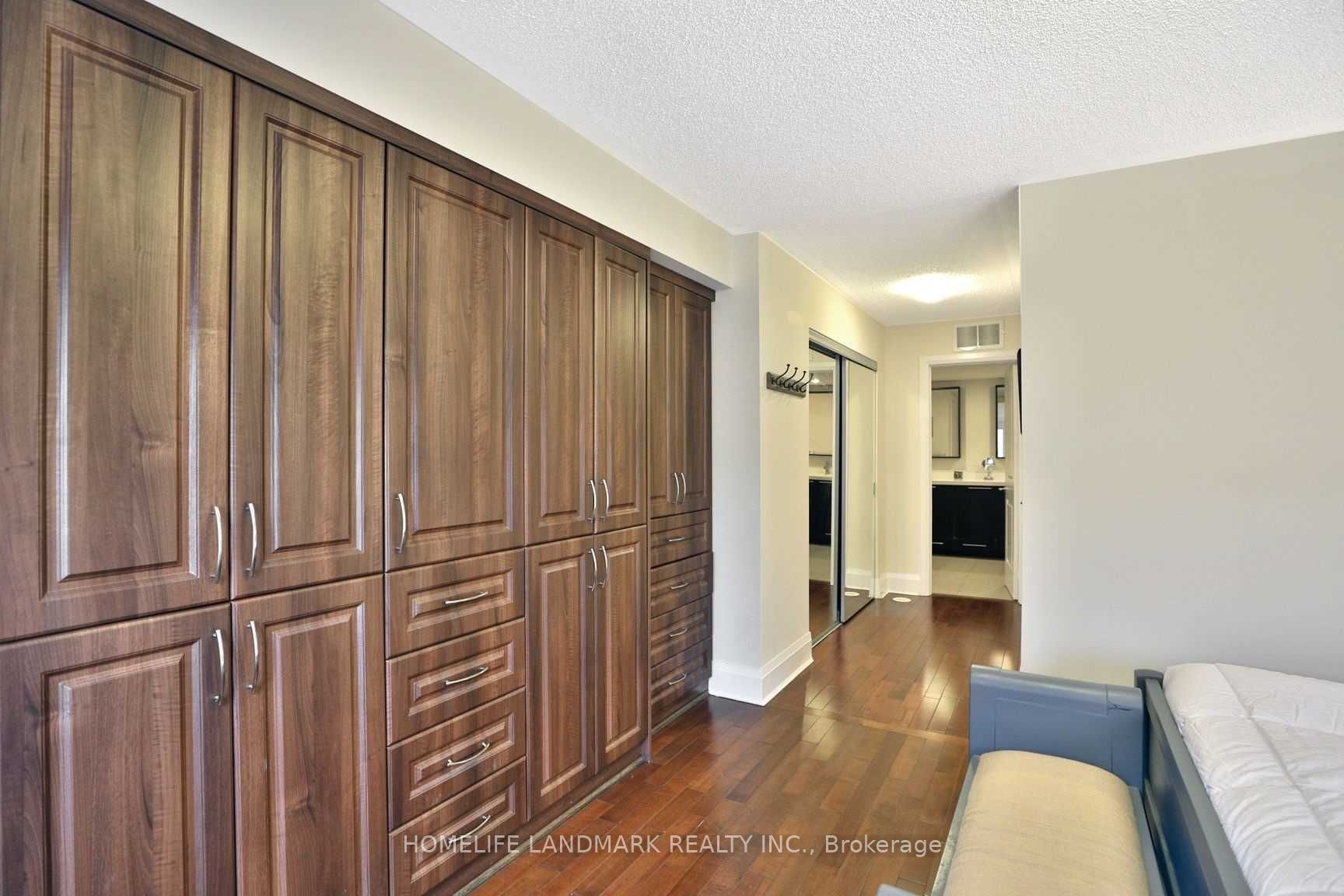 7 Oakburn Crescent 15 Property Photo 11