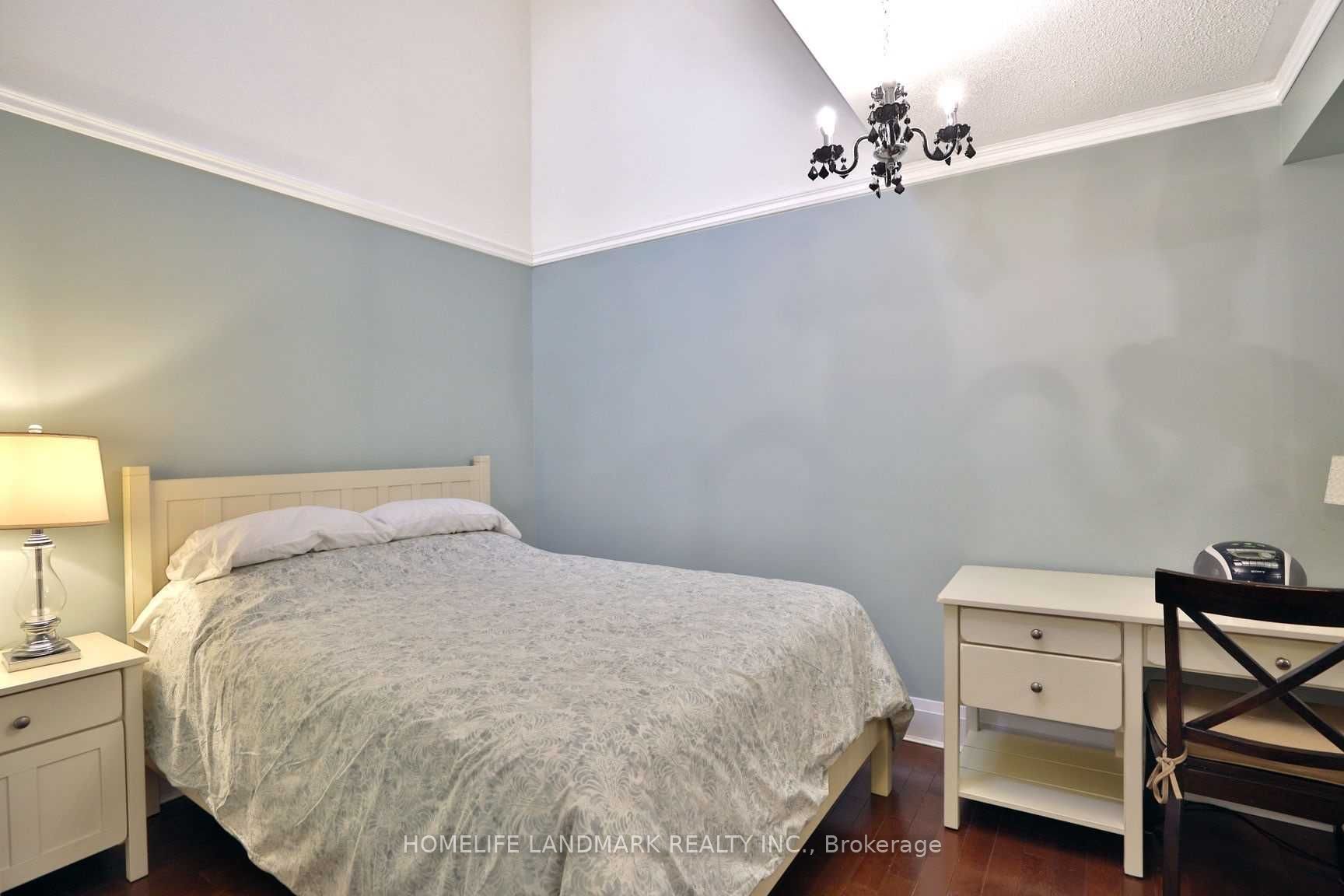 7 Oakburn Crescent 15 Property Photo 14